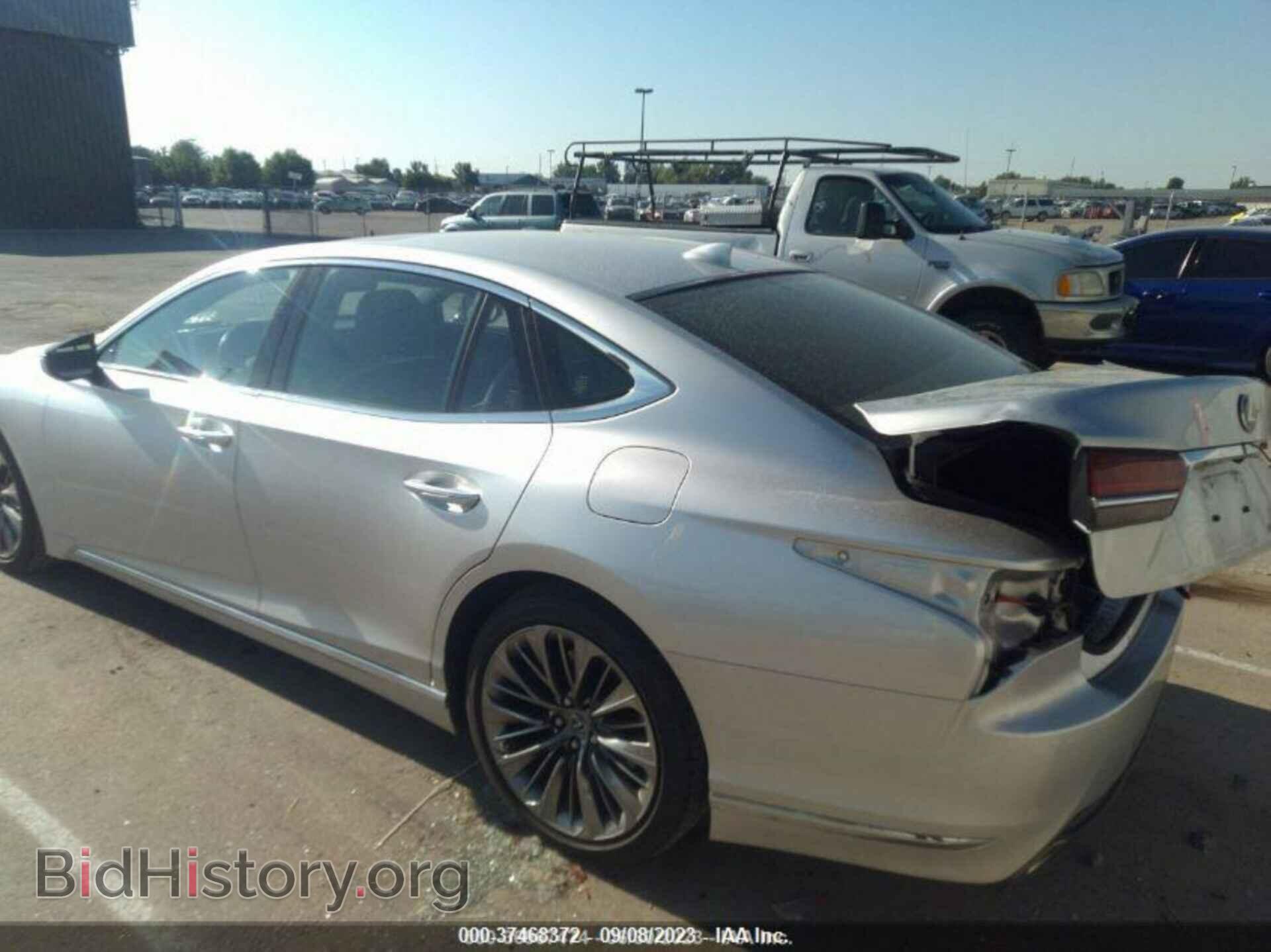 2019 LEXUS LS - VIN: JTHC51FF4K5005415 - Photo 3