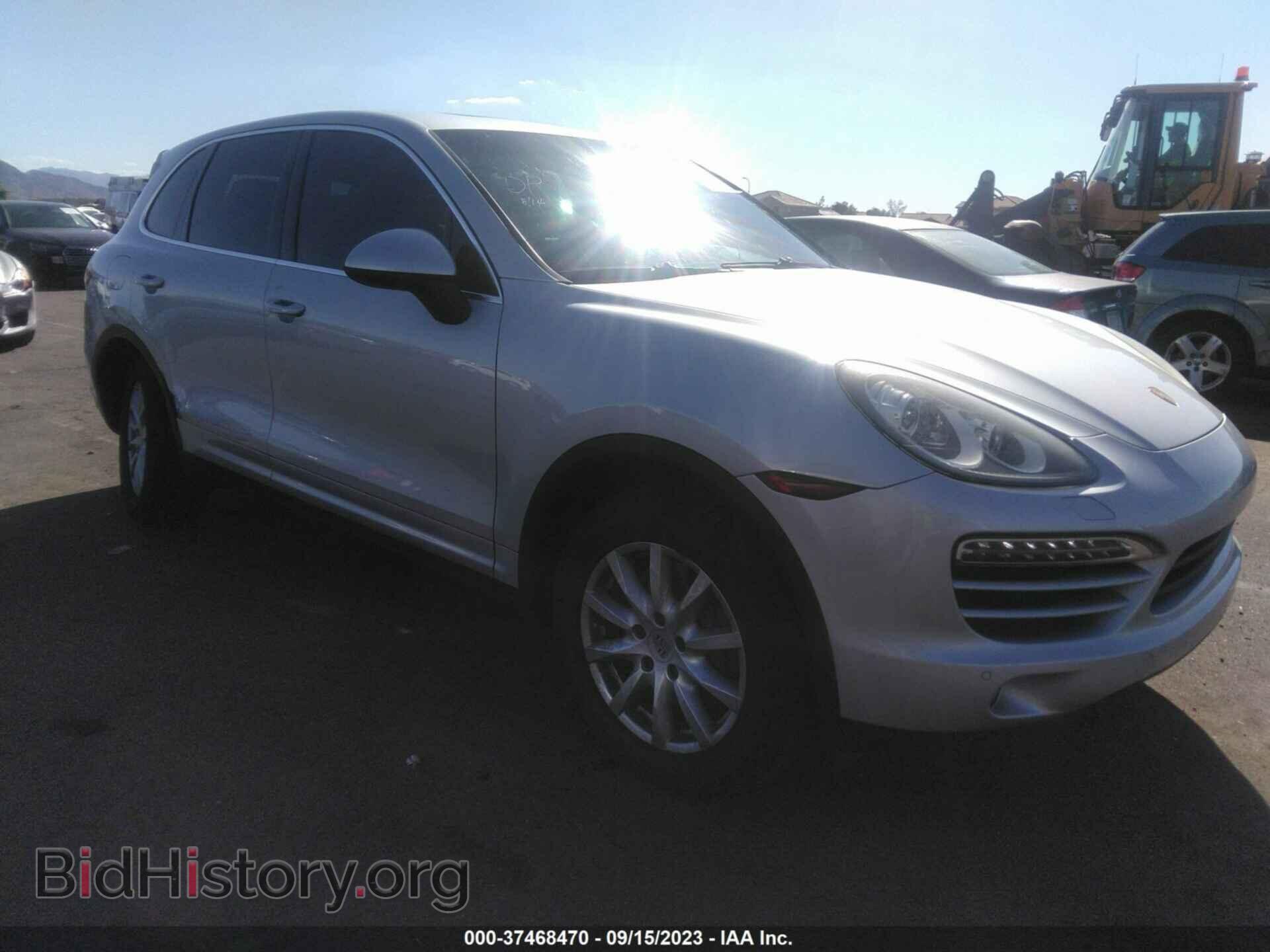 Фотография WP1AA2A26CLA11437 - PORSCHE CAYENNE 2012