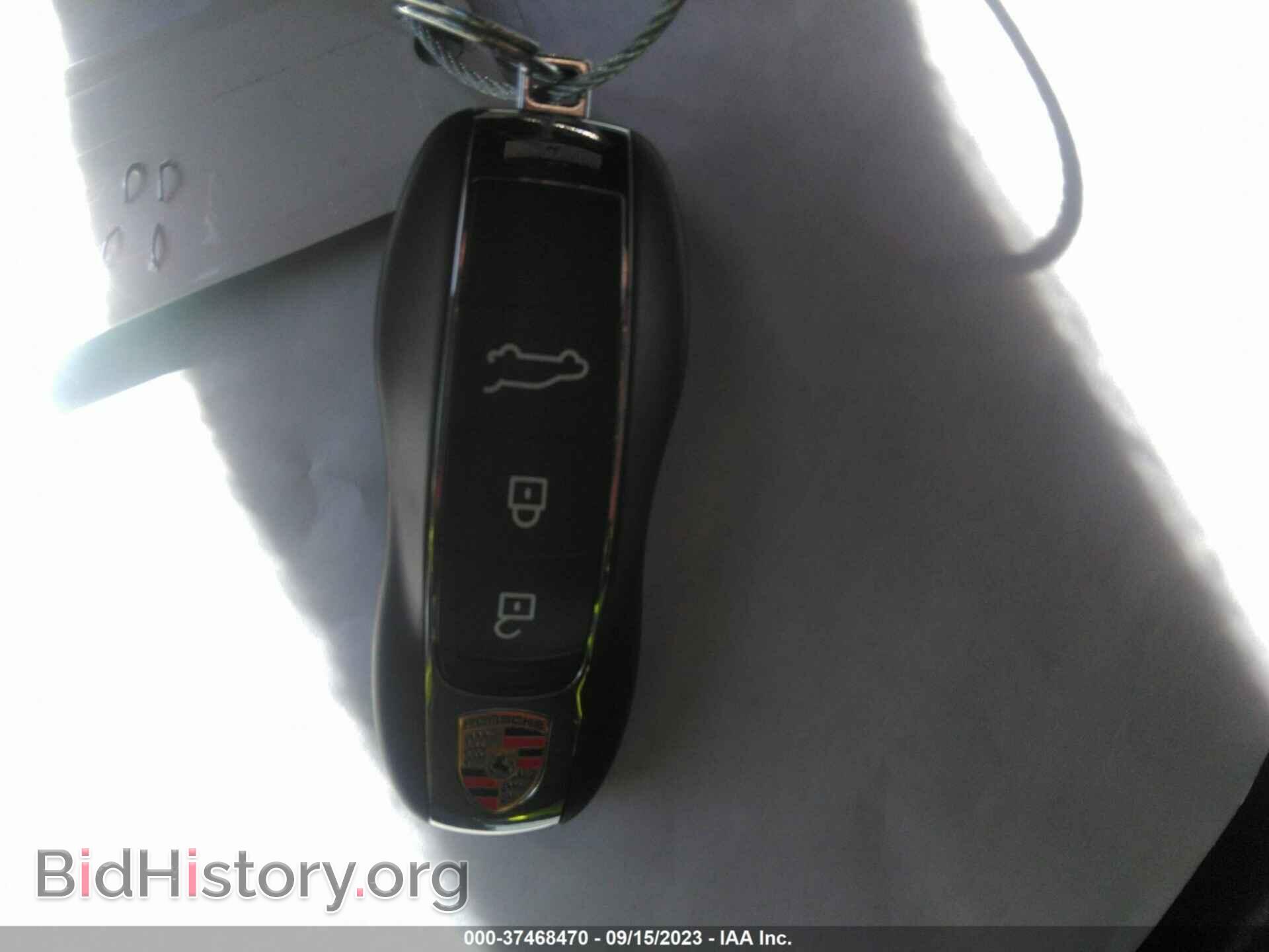 2012 PORSCHE CAYENNE - VIN: WP1AA2A26CLA11437 - Фото 11