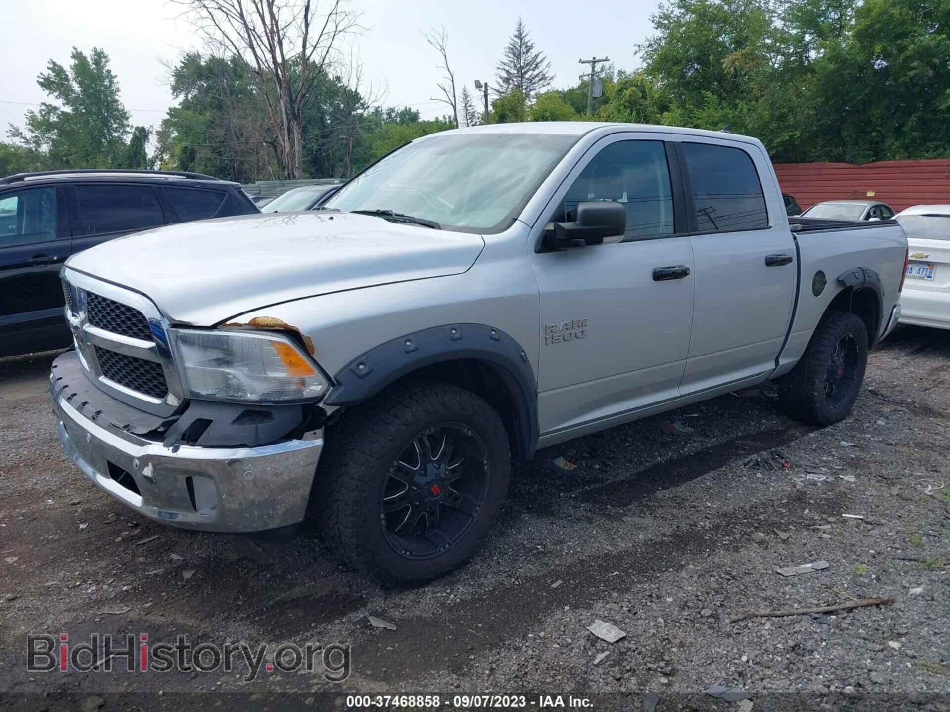 2016 RAM 1500 - VIN: 1C6RR7LG5GS140632 - Фото 2