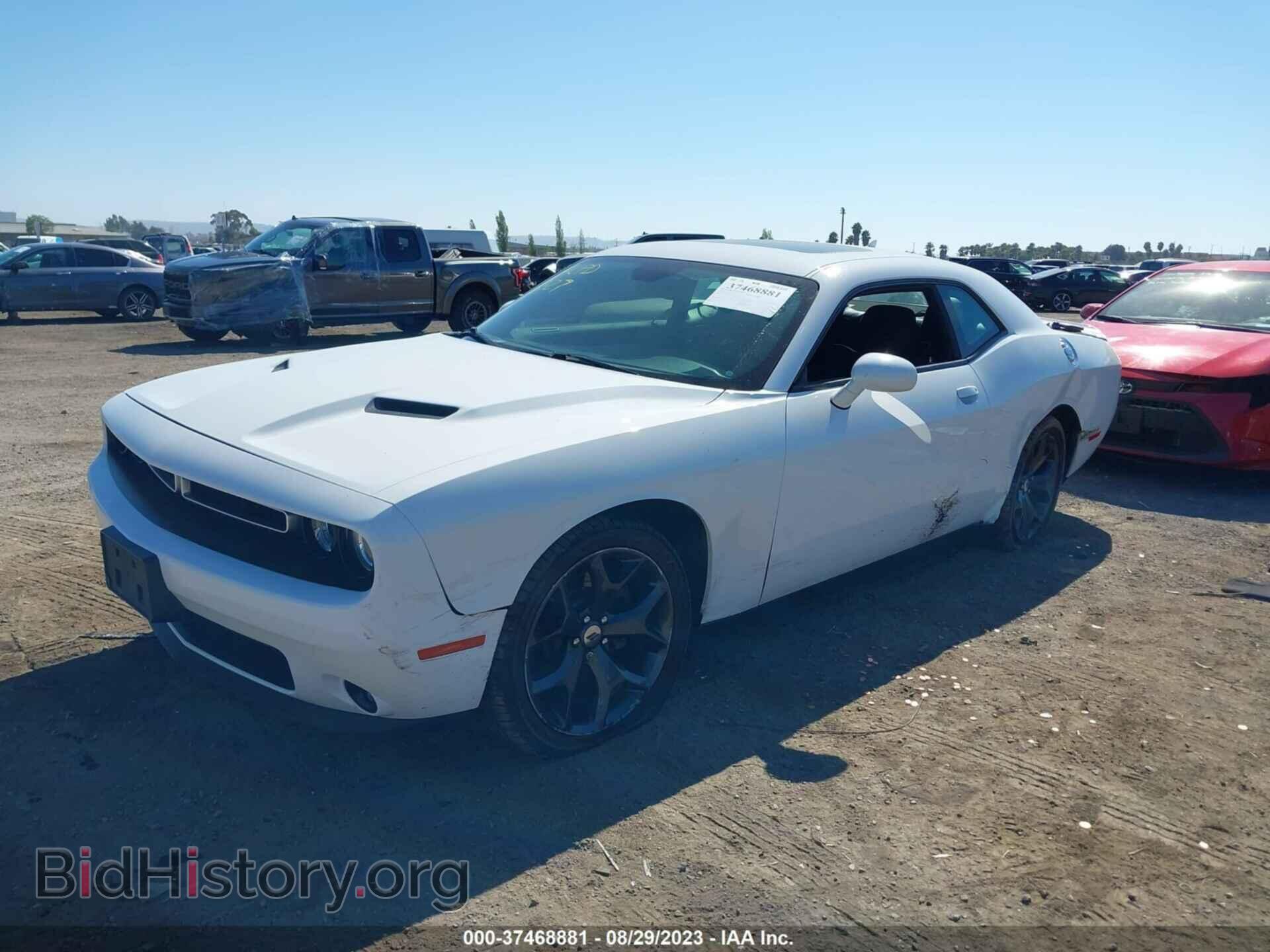 2018 DODGE CHALLENGER - VIN: 2C3CDZAG4JH199699 - Фото 2