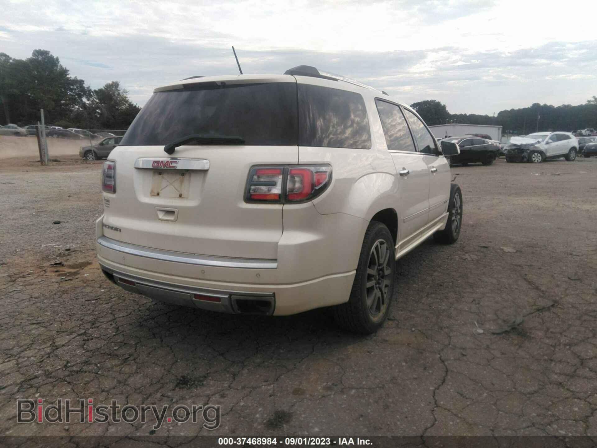 2014 GMC ACADIA - VIN: 1GKKRTKD2EJ354916 - Photo 4