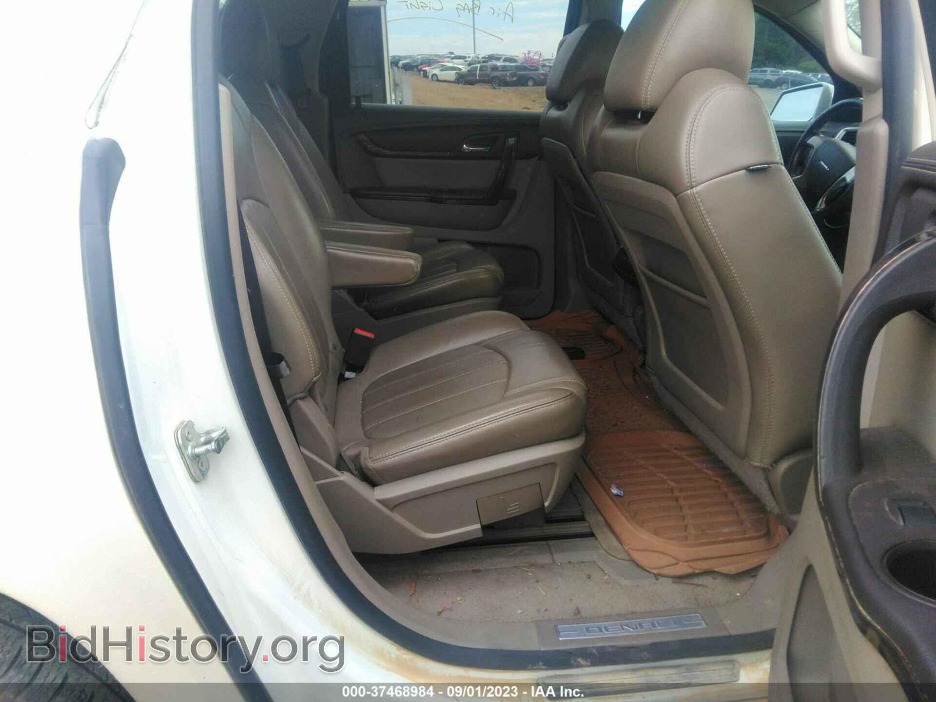 2014 GMC ACADIA - VIN: 1GKKRTKD2EJ354916 - Photo 8