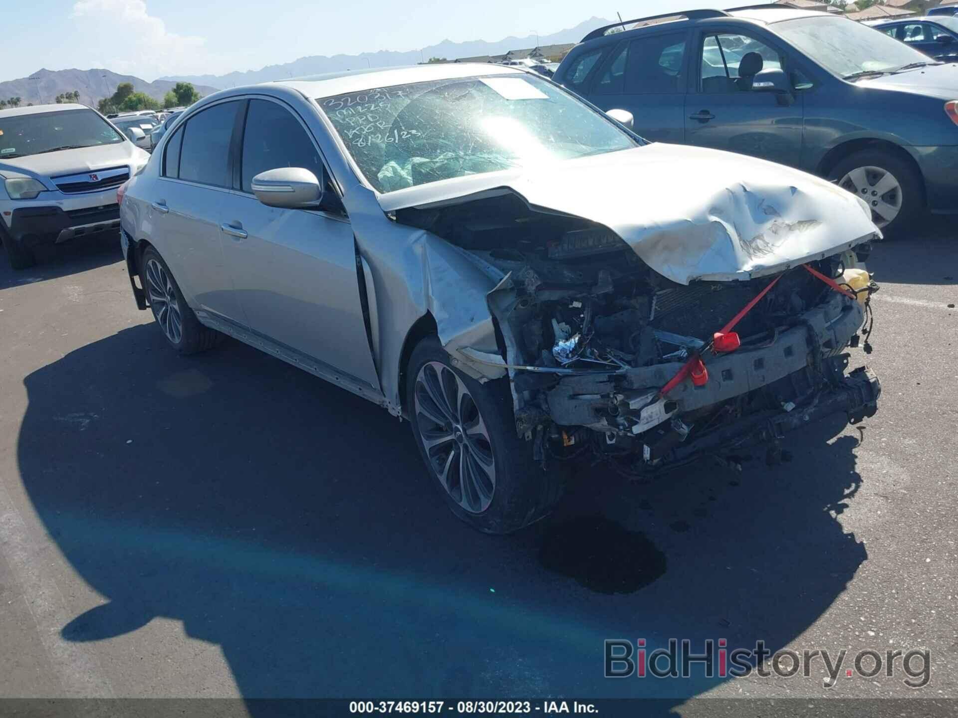 Photo KMHGC4DH2CU170379 - HYUNDAI GENESIS 2012