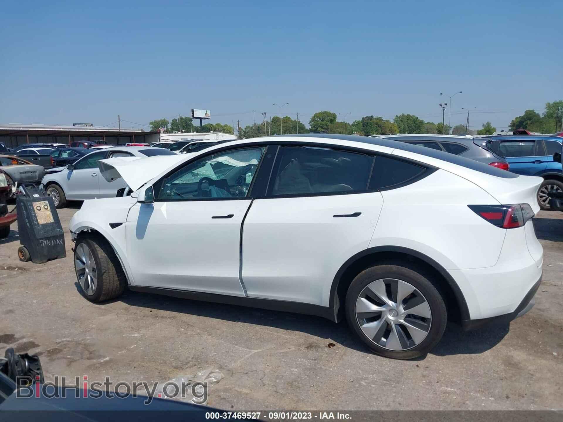 2023 TESLA MODEL Y - VIN: 7SAYGDEE8PF710918 - Фото 13