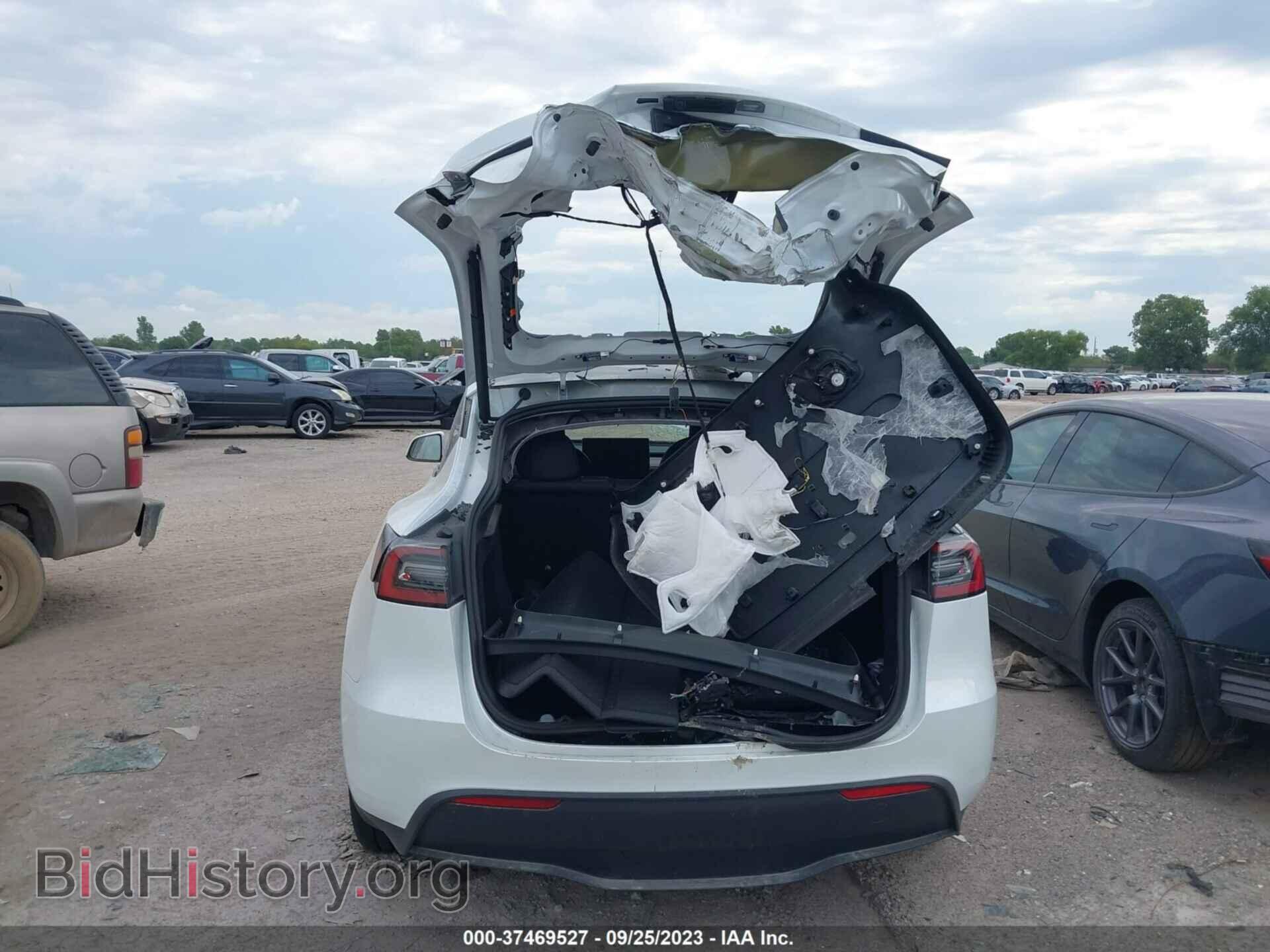 2023 TESLA MODEL Y - VIN: 7SAYGDEE8PF710918 - Фото 15