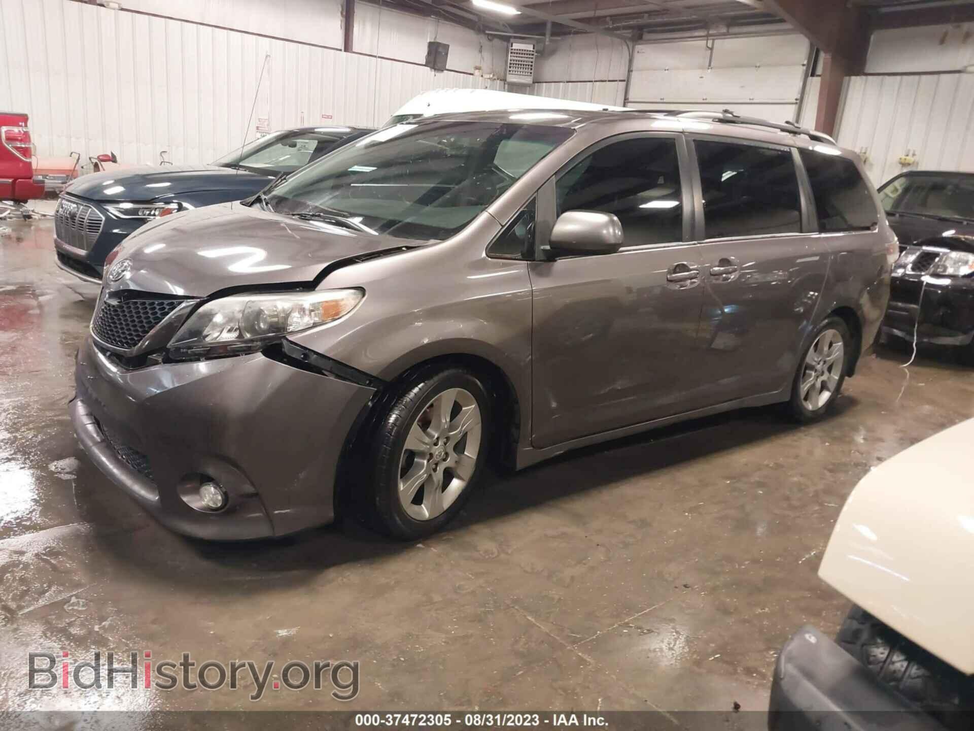 2011 TOYOTA SIENNA - VIN: 5TDXK3DC1BS036228 - Photo 2