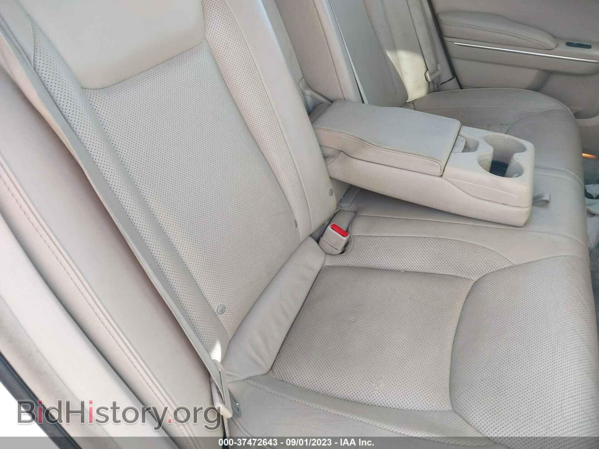 2012 CHRYSLER 300 - VIN: 2C3CCAET6CH233513 - Фото 8