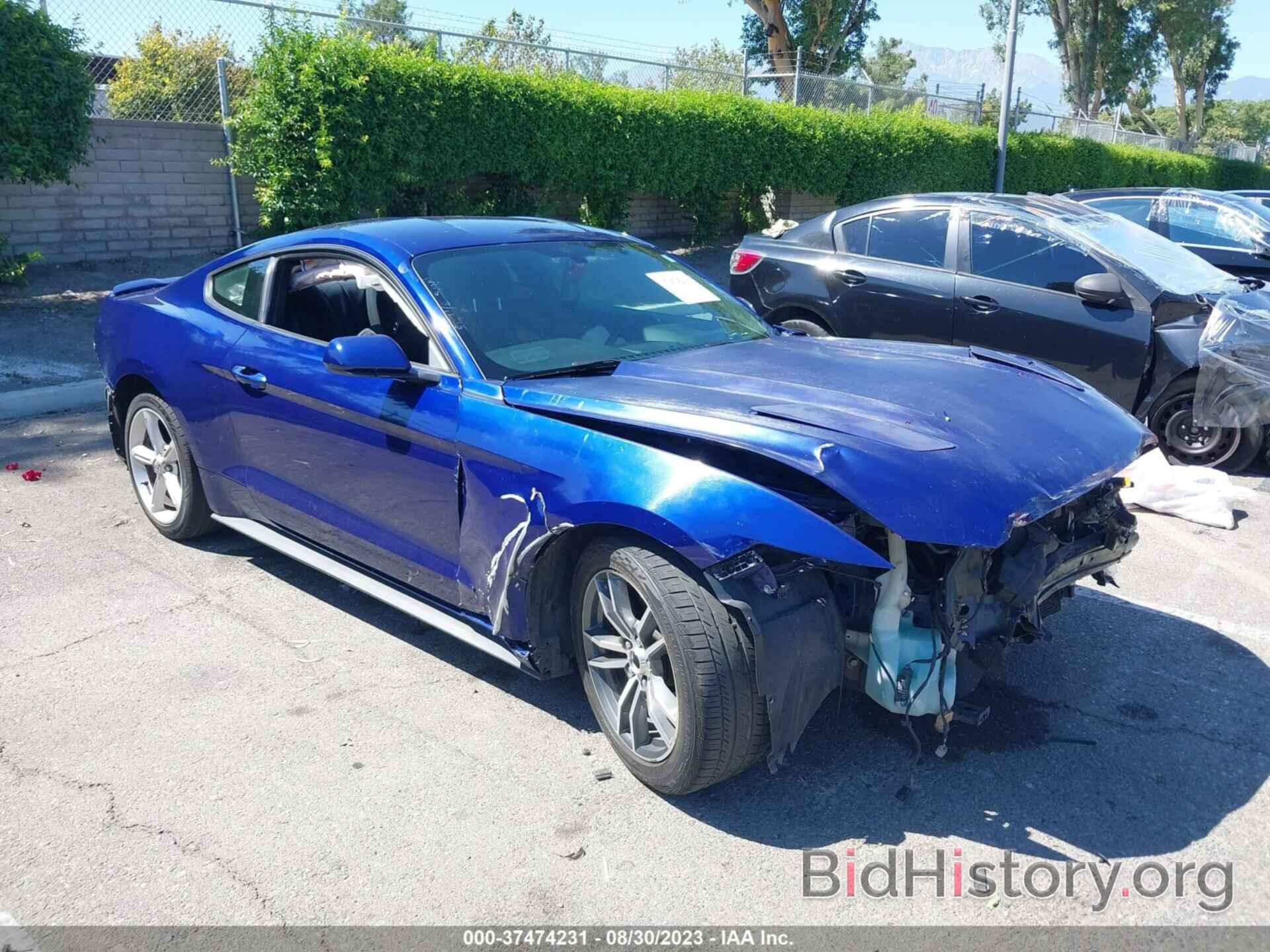 Photo 1FA6P8AM5F5385854 - FORD MUSTANG 2015