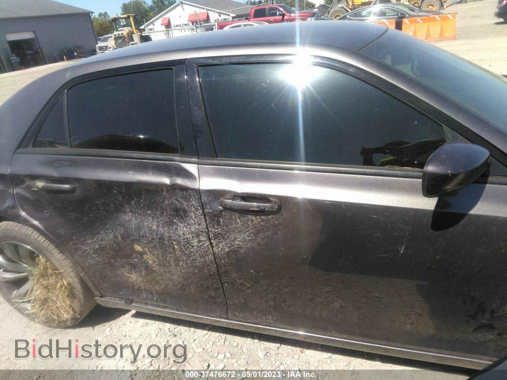 2014 CHRYSLER 300 - VIN: 2C3CCABG8EH352092 - Фото 13