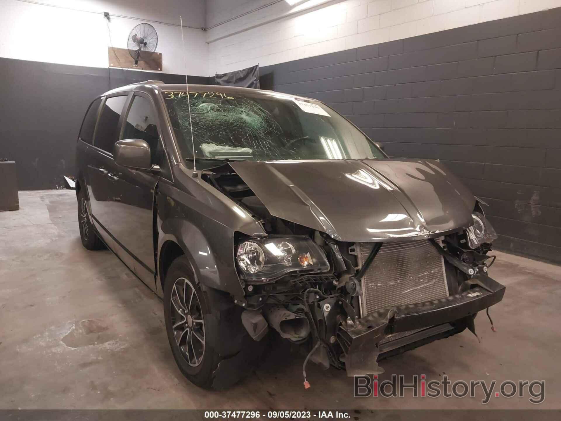 Photo 2C4RDGEG8JR299609 - DODGE GRAND CARAVAN 2018