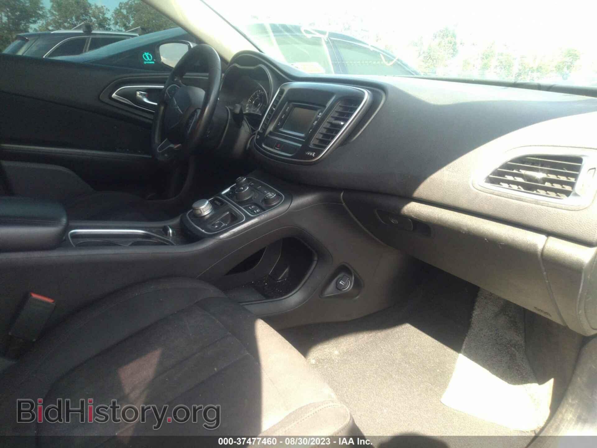 2015 CHRYSLER 200 - VIN: 1C3CCCABXFN658429 - Фото 5