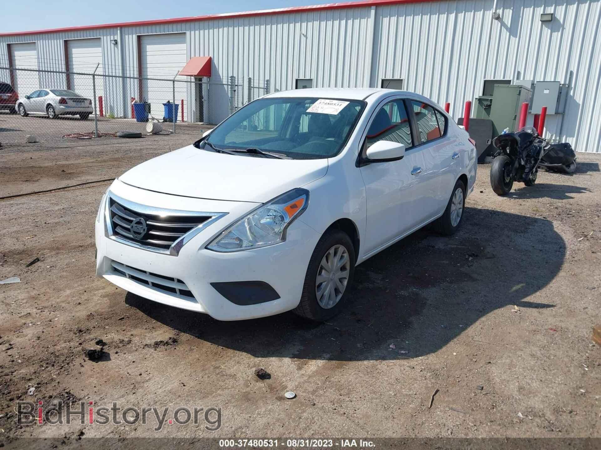 2016 NISSAN VERSA - VIN: 3N1CN7AP1GL856393 - Фото 2