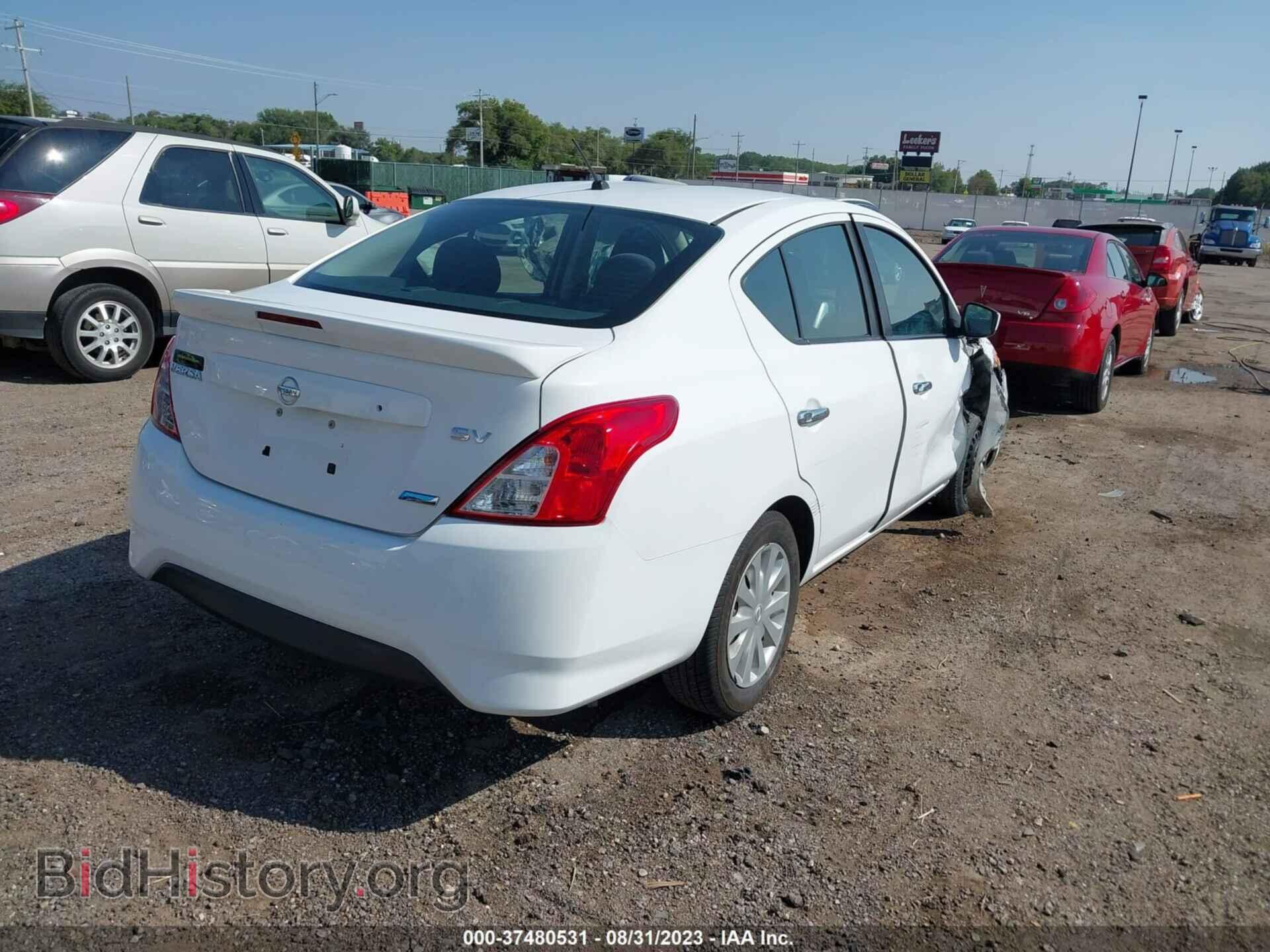 2016 NISSAN VERSA - VIN: 3N1CN7AP1GL856393 - Фото 4