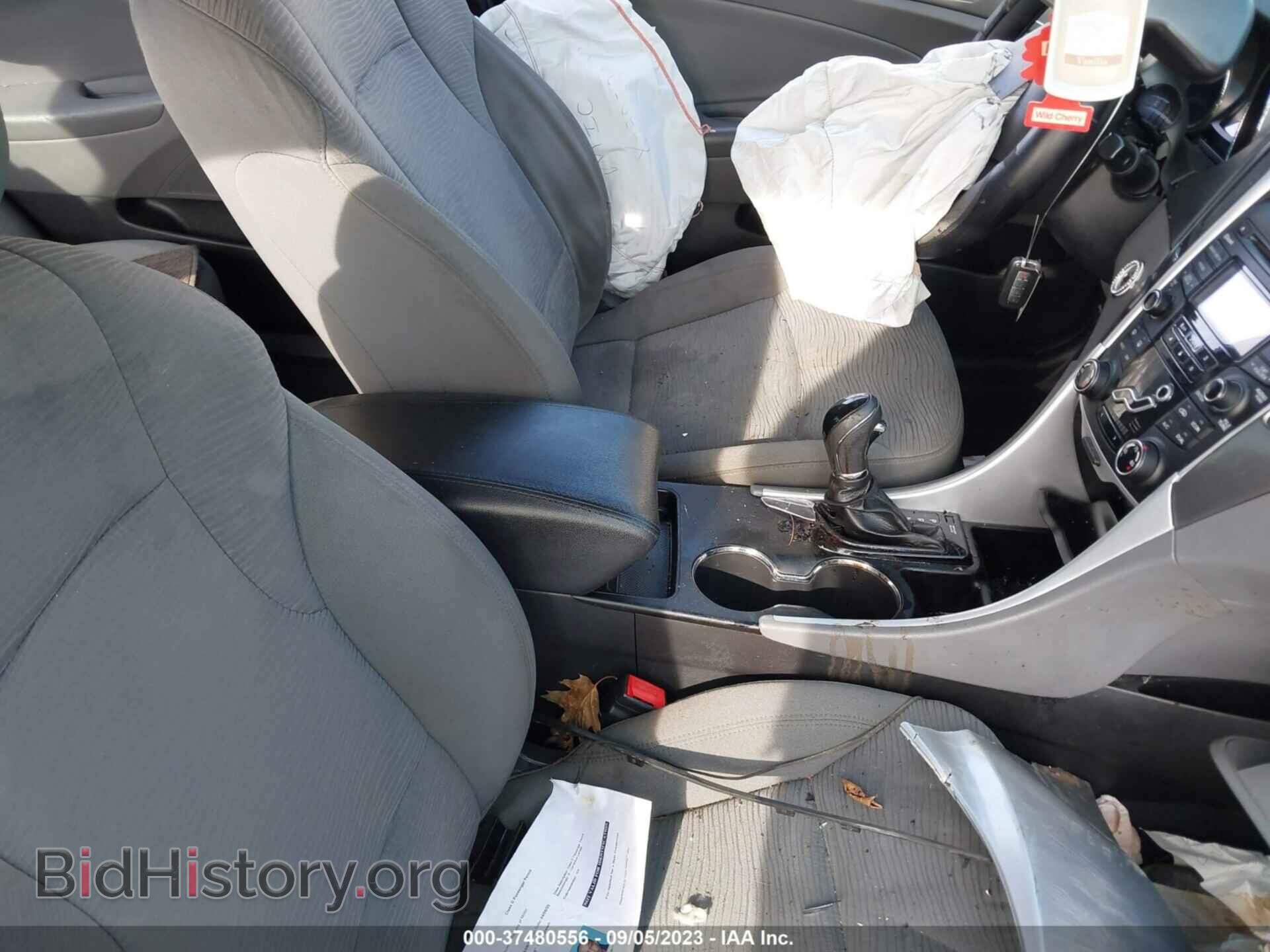 2012 HYUNDAI SONATA - VIN: KMHEC4A44CA032076 - Фото 5