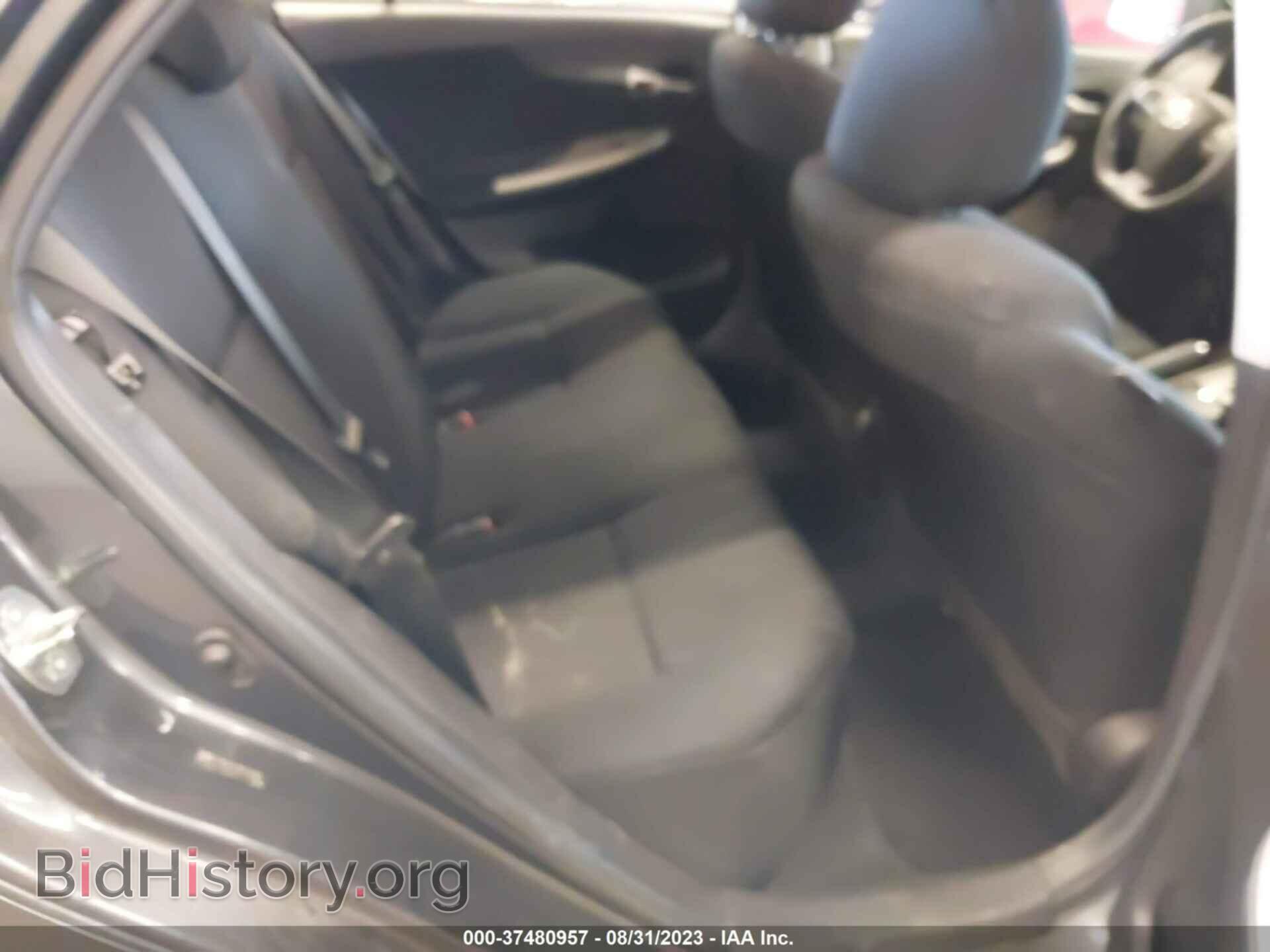 2011 TOYOTA COROLLA - VIN: 2T1BU4EEXBC630965 - Фото 8