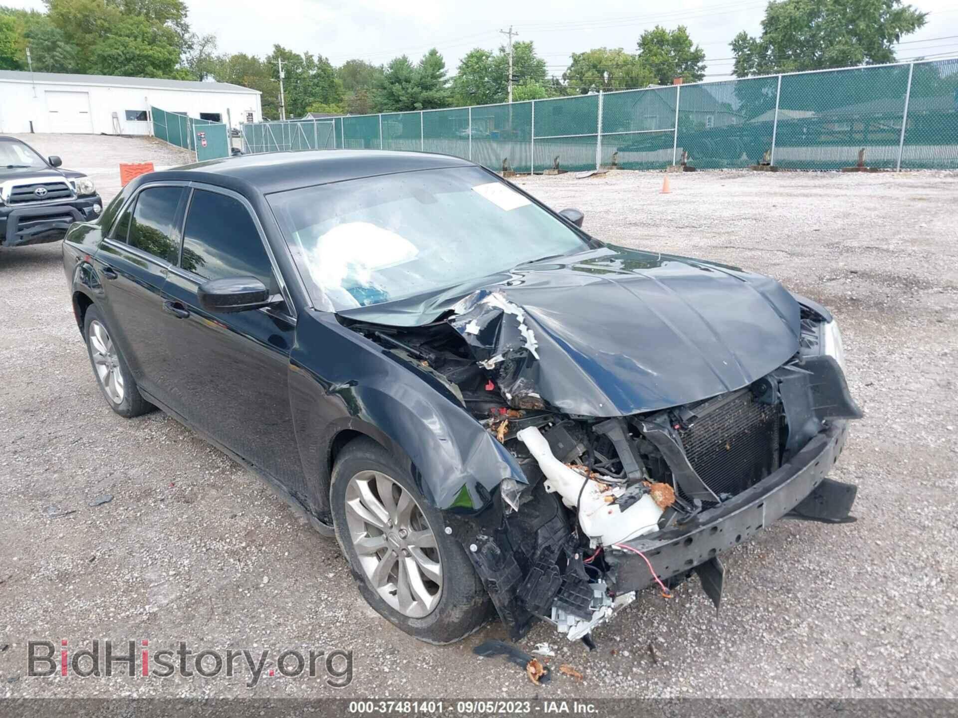 Photo 2C3CCARG2JH332050 - CHRYSLER 300 2018
