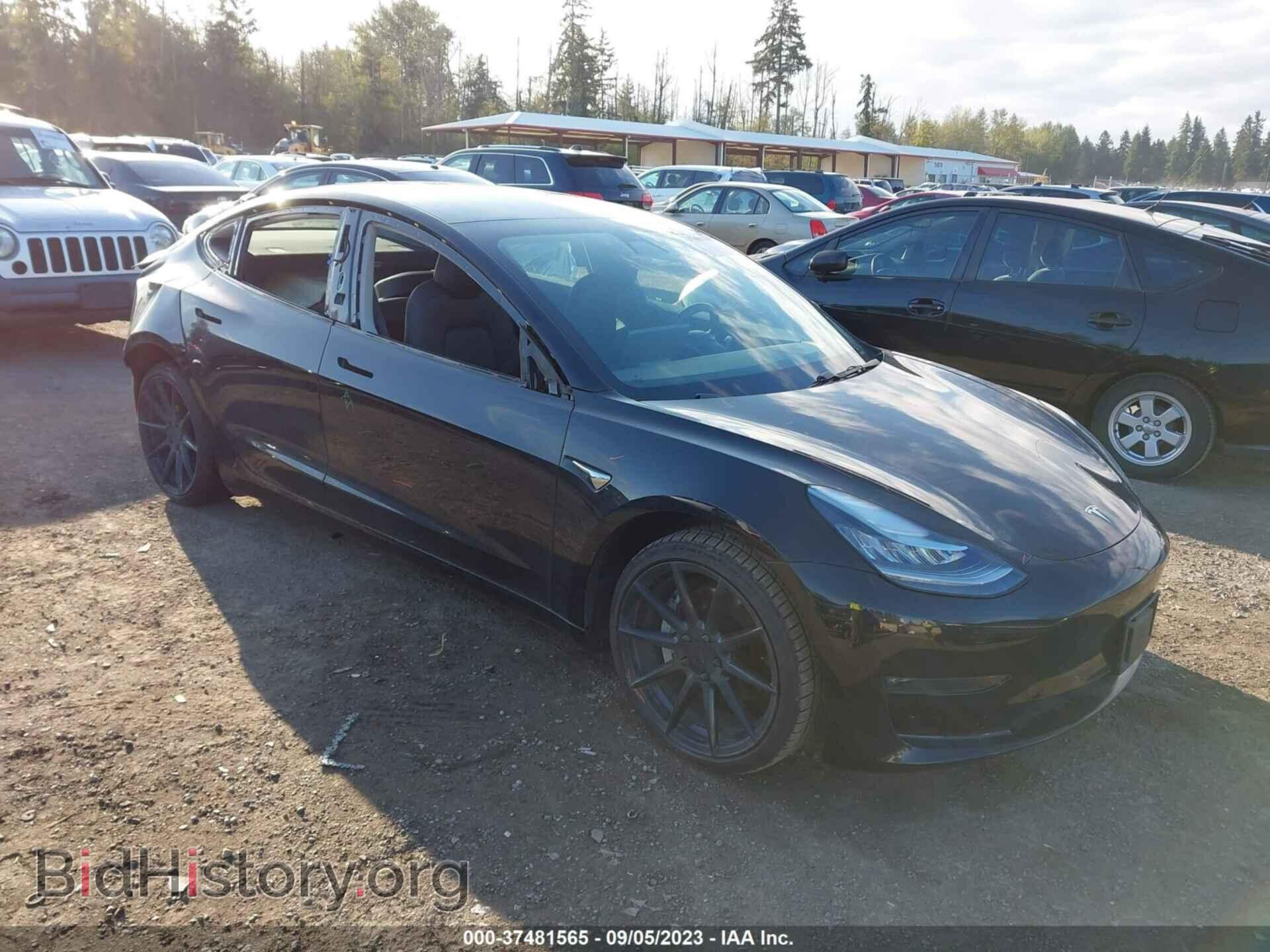 Фотография 5YJ3E1EA2JF037981 - TESLA MODEL 3 2018