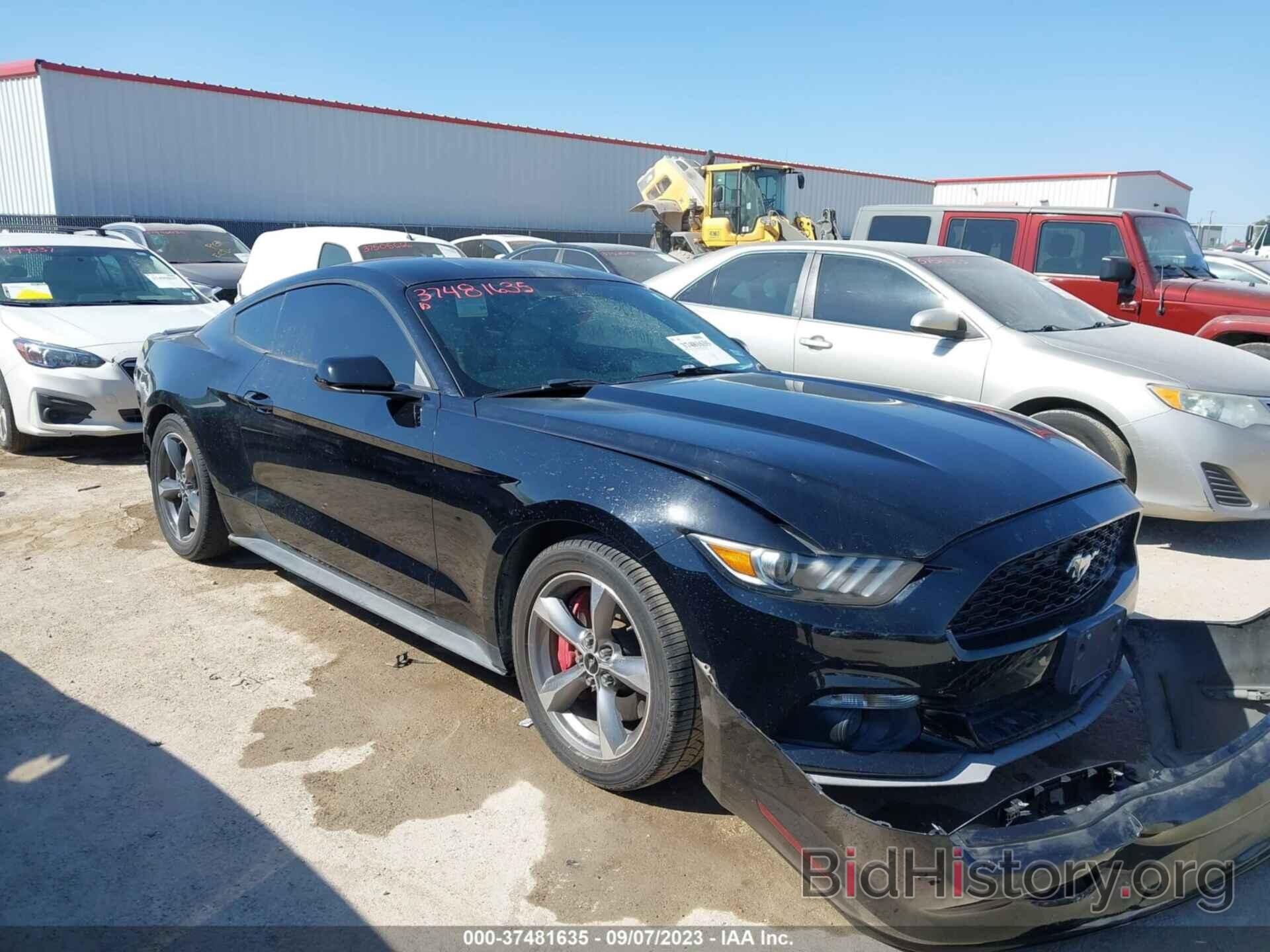 Photo 1FA6P8TH9F5375991 - FORD MUSTANG 2015