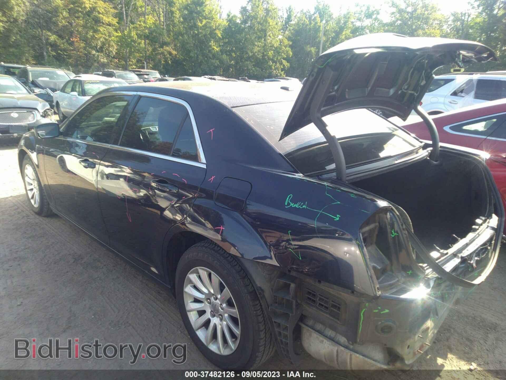 2012 CHRYSLER 300 - VIN: 2C3CCAAG2CH251743 - Фото 3