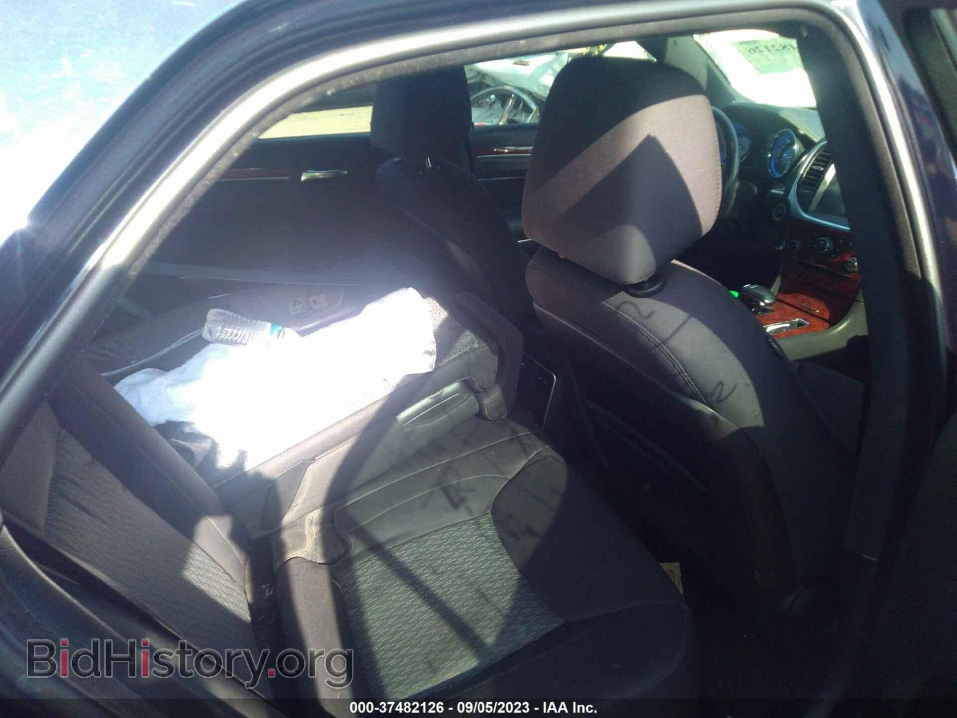 2012 CHRYSLER 300 - VIN: 2C3CCAAG2CH251743 - Фото 8