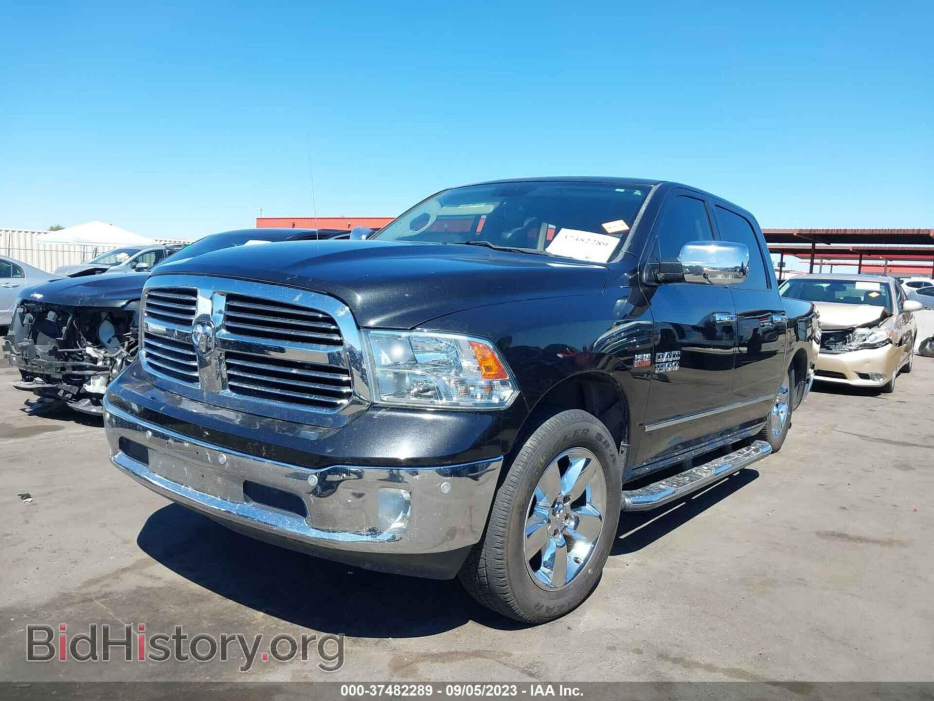 2016 RAM 1500 - VIN: 1C6RR6LT9GS148921 - Photo 2