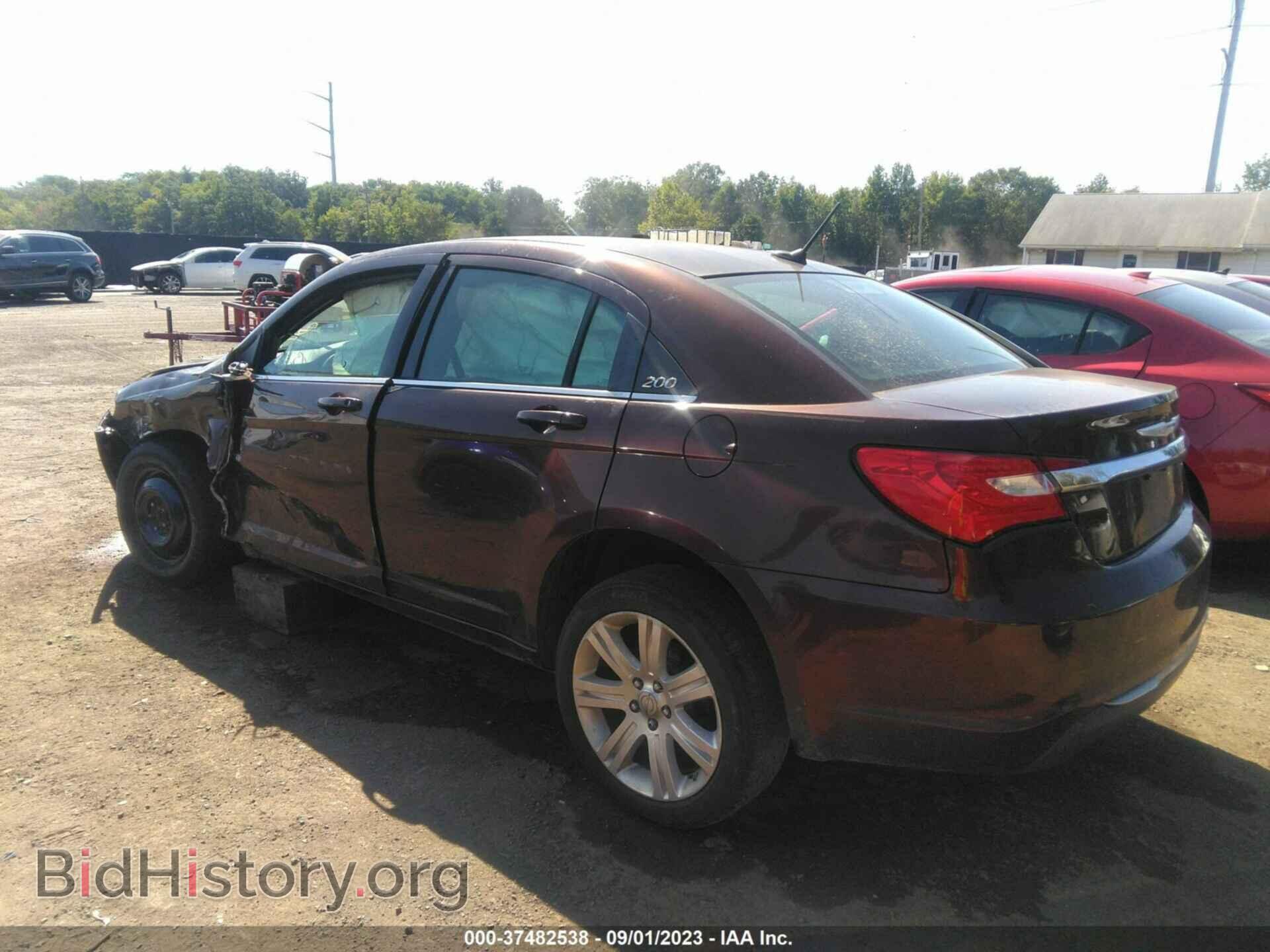2012 CHRYSLER 200 - VIN: 1C3CCBBB0CN302804 - Фото 3