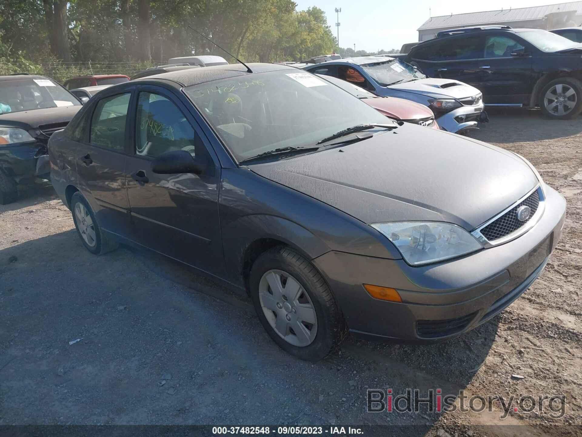 Photo 1FAFP34N56W172582 - FORD FOCUS 2006