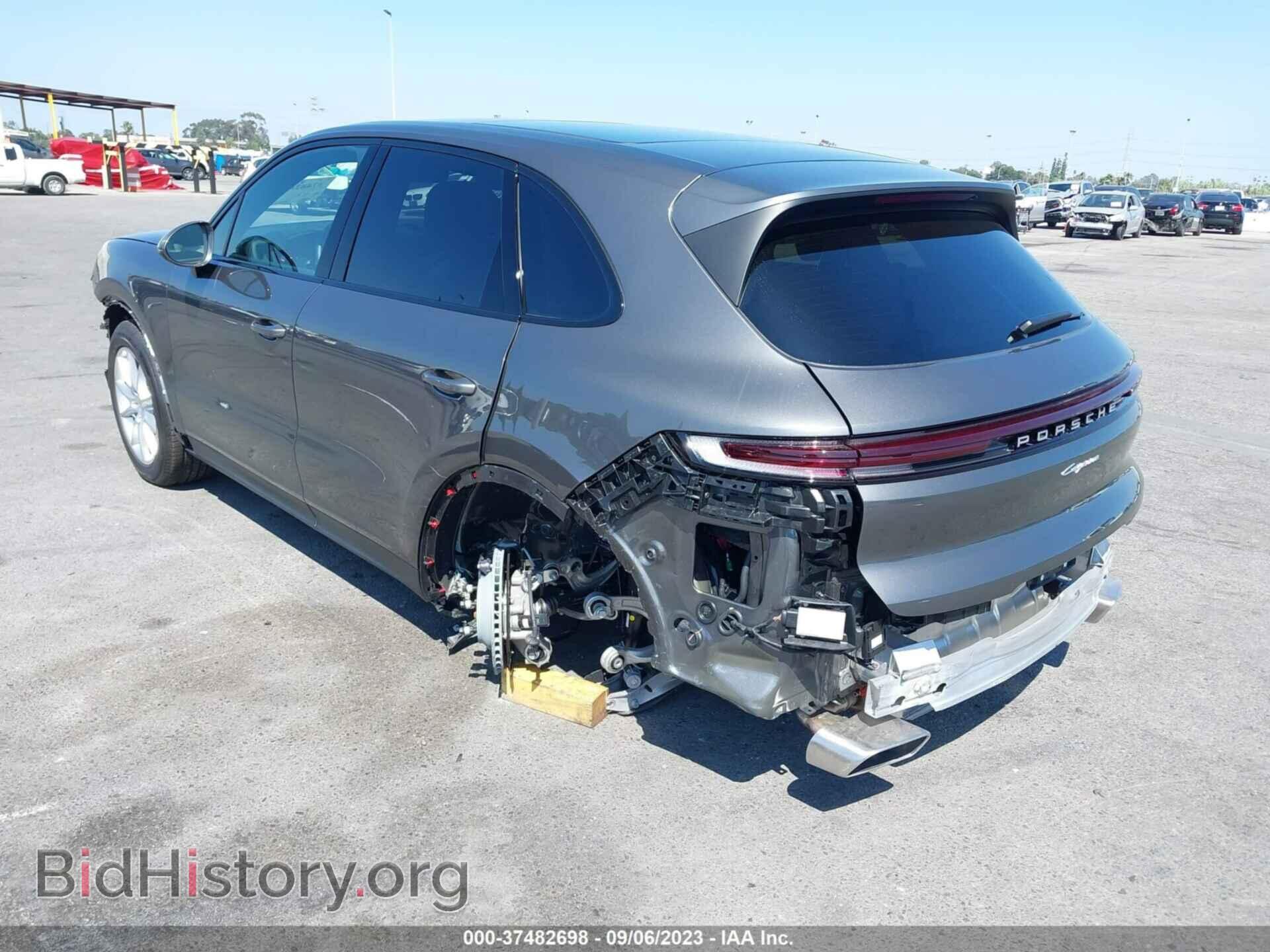 2024 PORSCHE CAYENNE - VIN: WP1AA2AY9RDA01069 - Фото 3