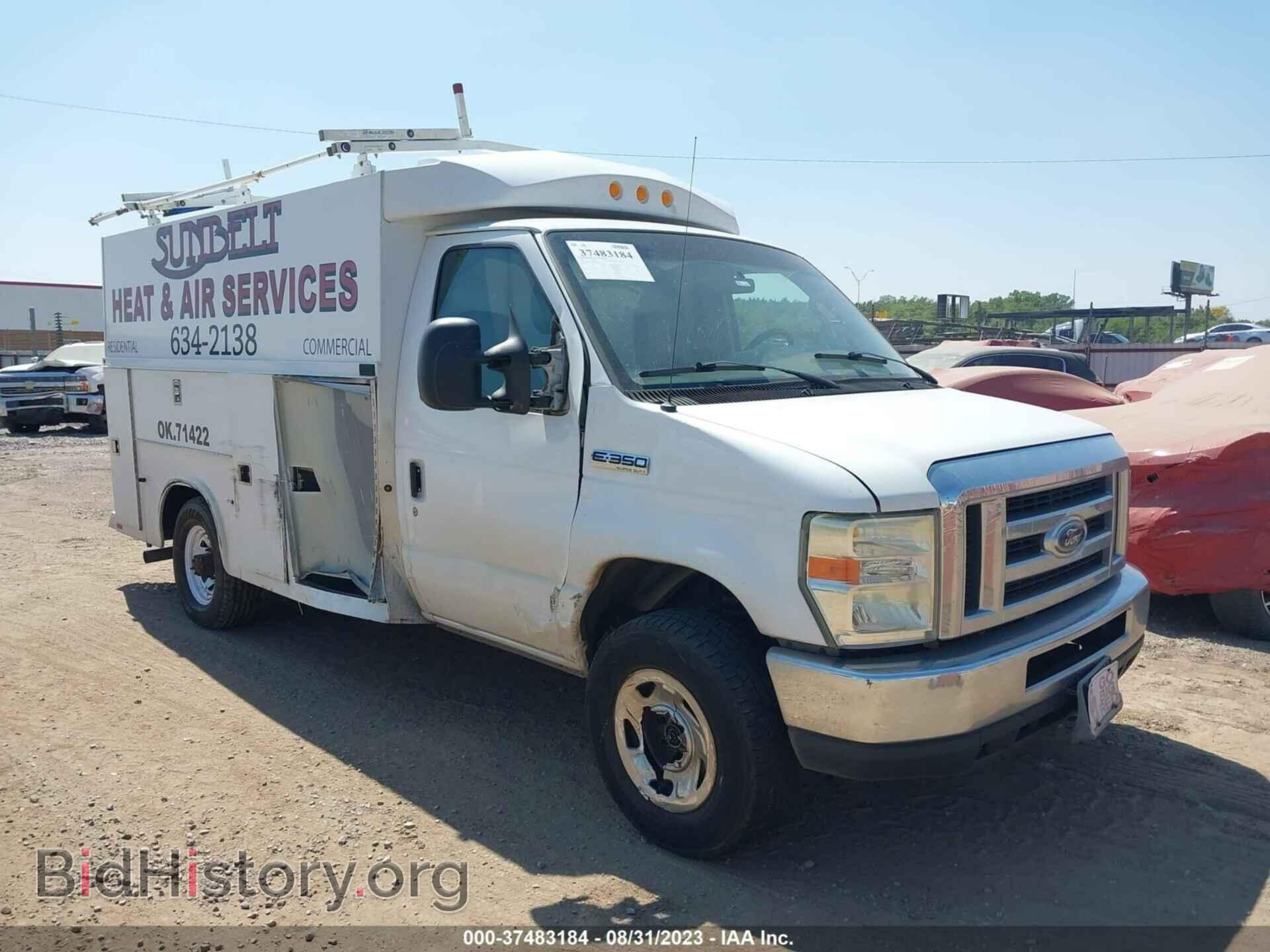 Photo 1FDSE35L08DA70418 - FORD E-350 CUTAWAY 2008