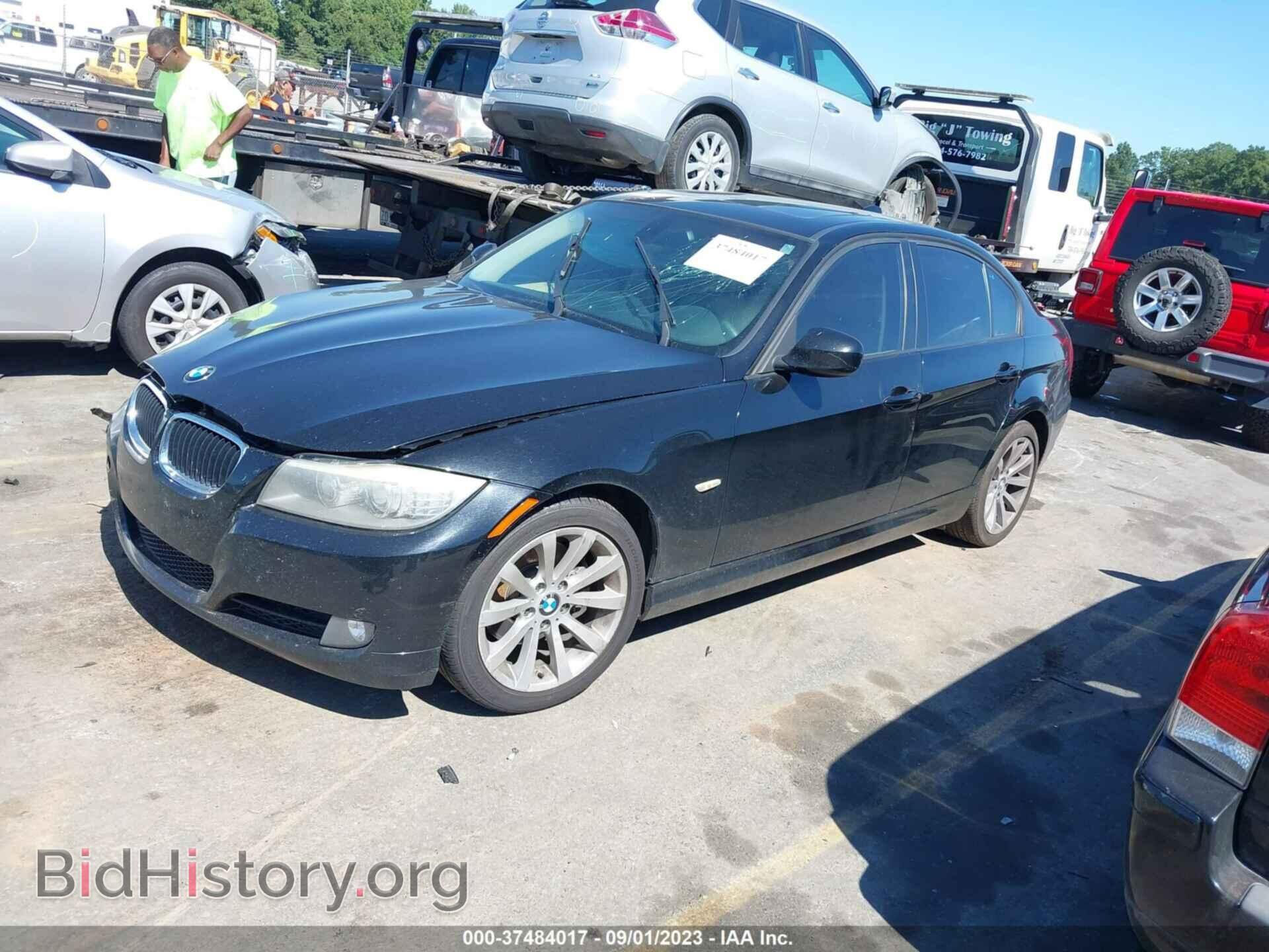 2011 BMW 328I - VIN: WBAPH7C54BE131023 - Фото 2