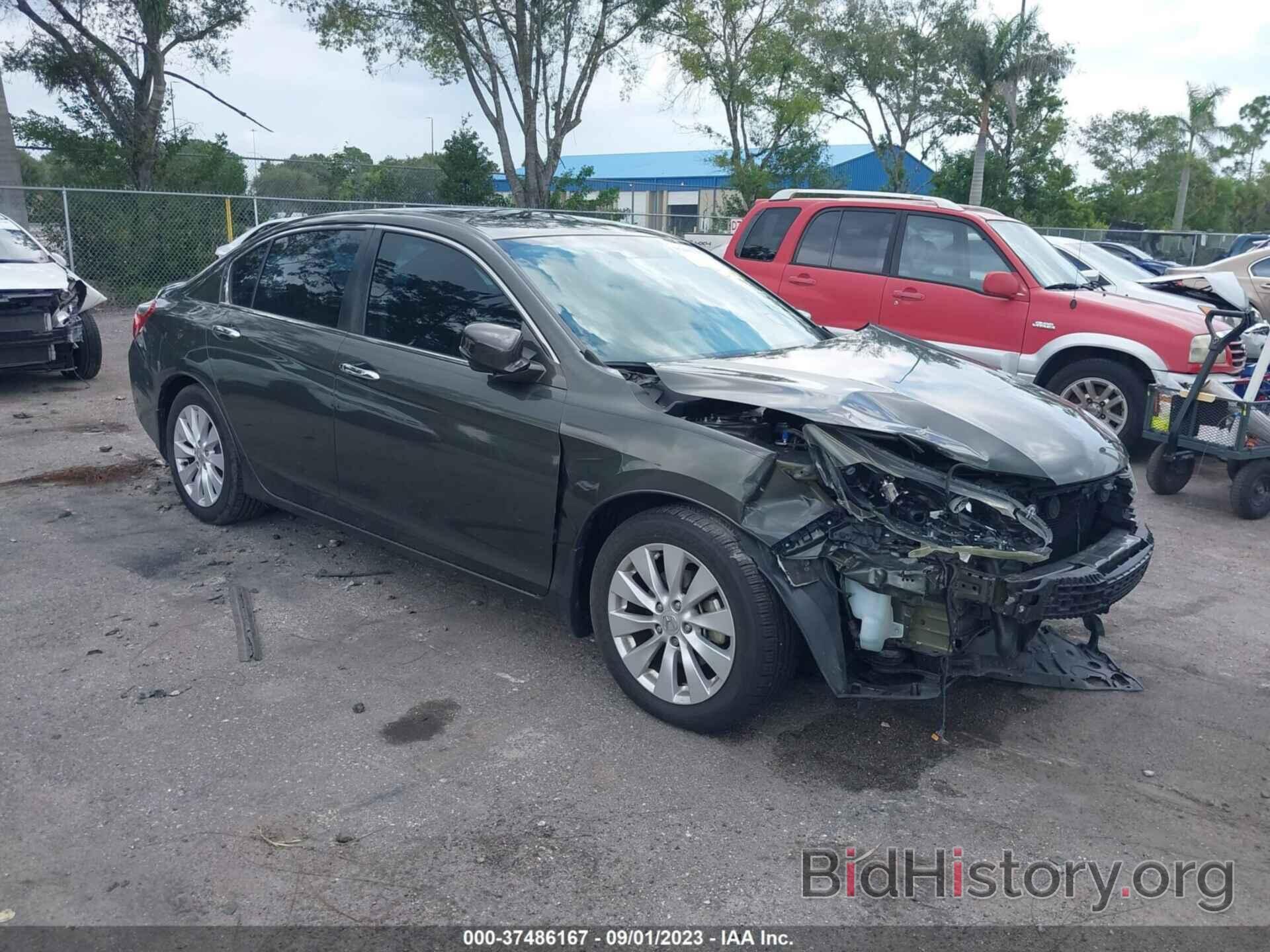 Photo 1HGCR2F86FA100281 - HONDA ACCORD SEDAN 2015