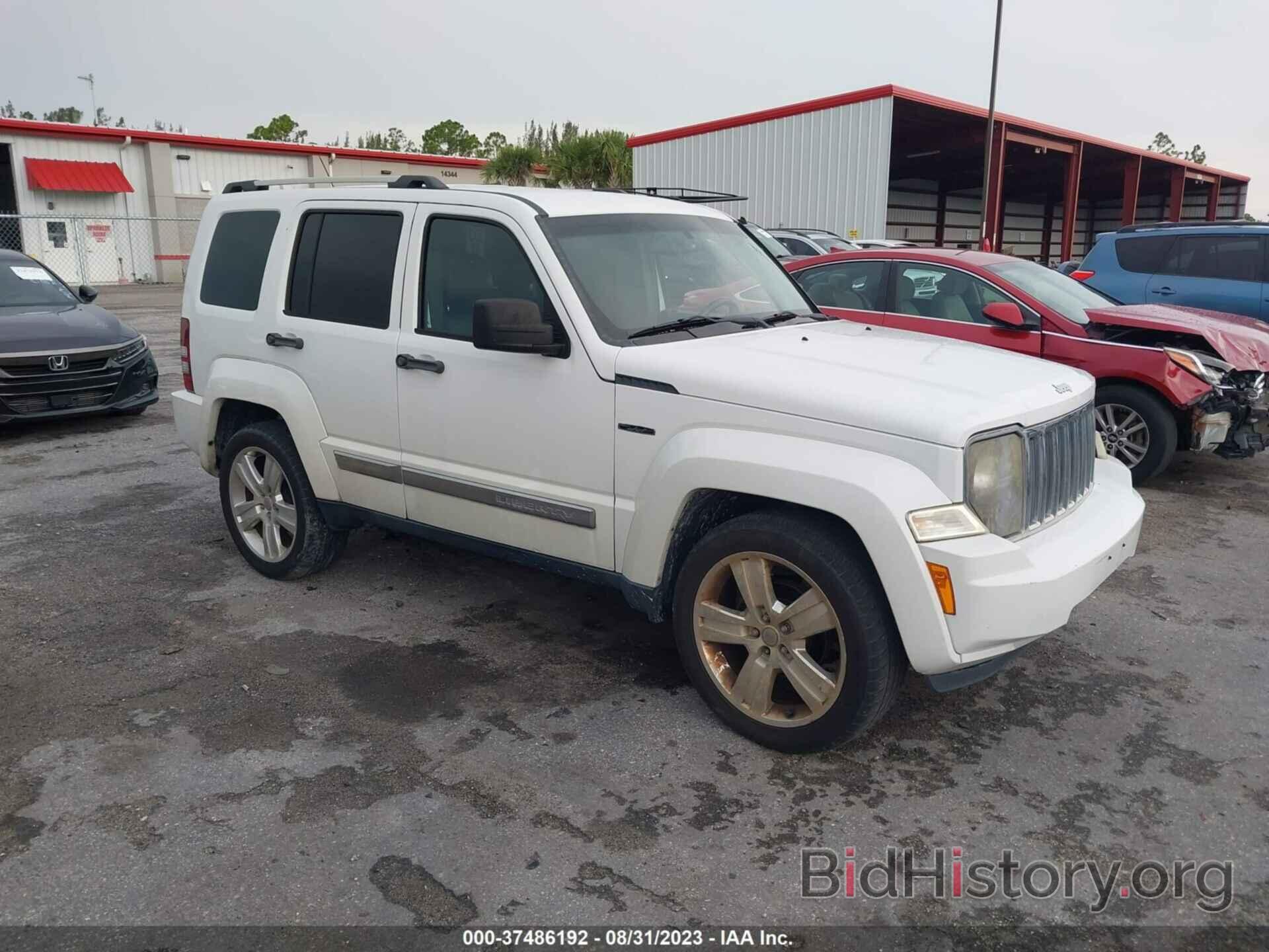 Photo 1C4PJMFK0CW214869 - JEEP LIBERTY 2012