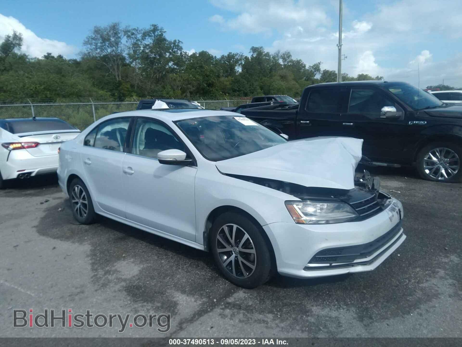 Фотография 3VWDB7AJ8HM396292 - VOLKSWAGEN JETTA 2017