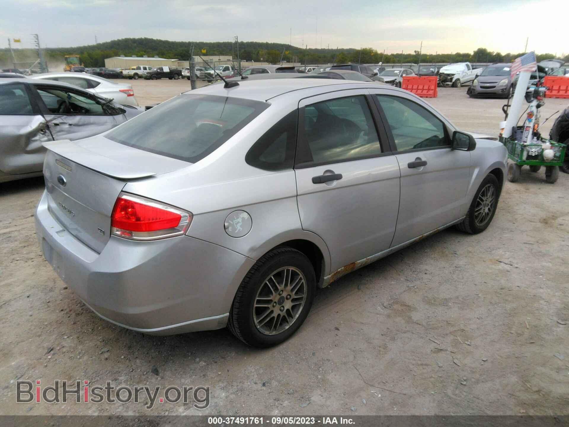 2010 FORD FOCUS - VIN: 1FAHP3FN4AW242734 - Фото 4