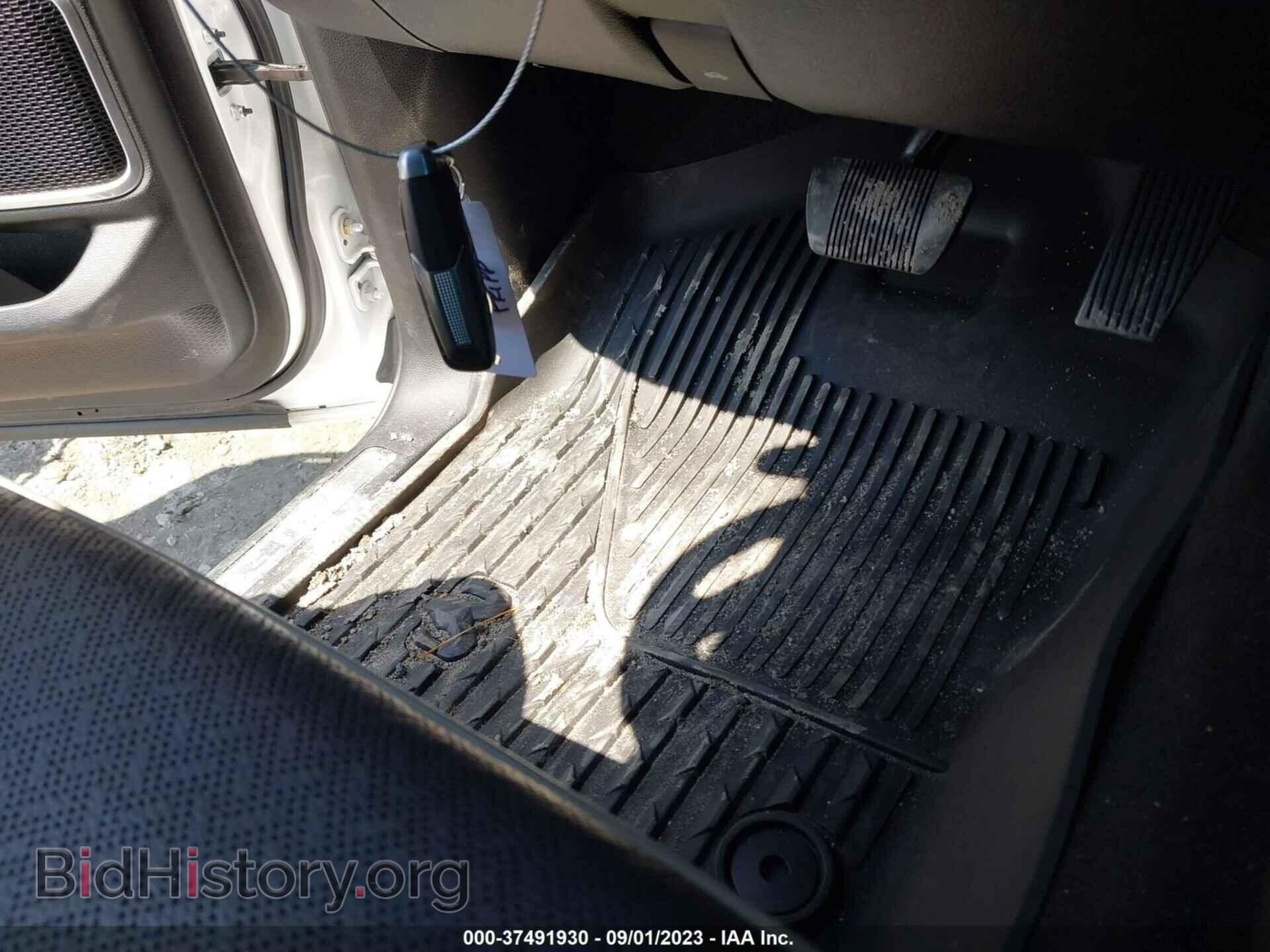 2021 RAM 1500 - VIN: 1C6RREJT0MN502333 - Фото 11