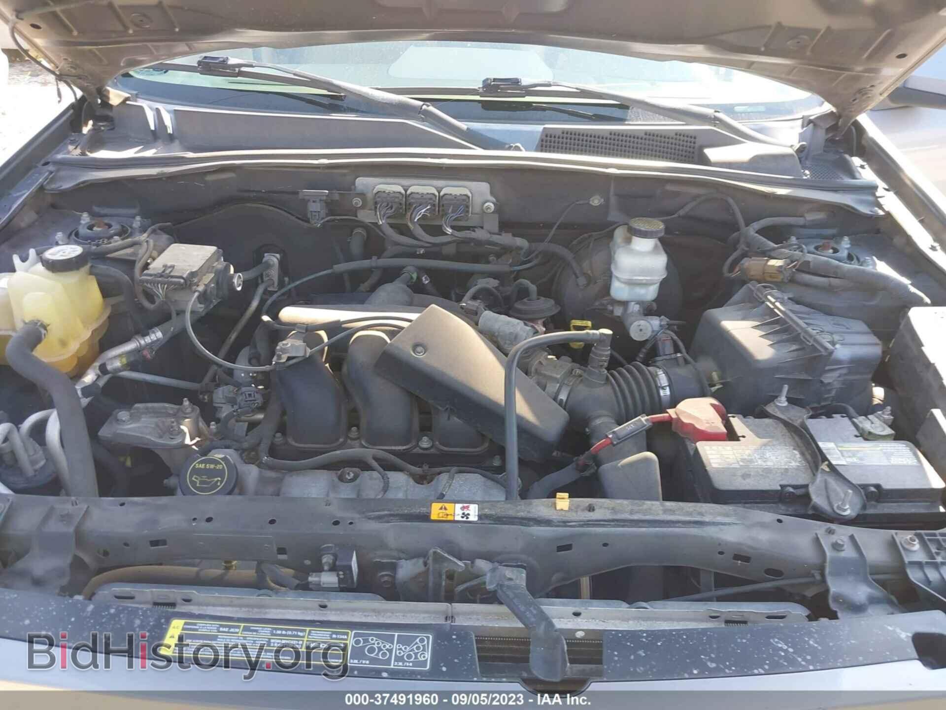 2008 FORD ESCAPE - VIN: 1FMCU04158KC82152 - Фото 10