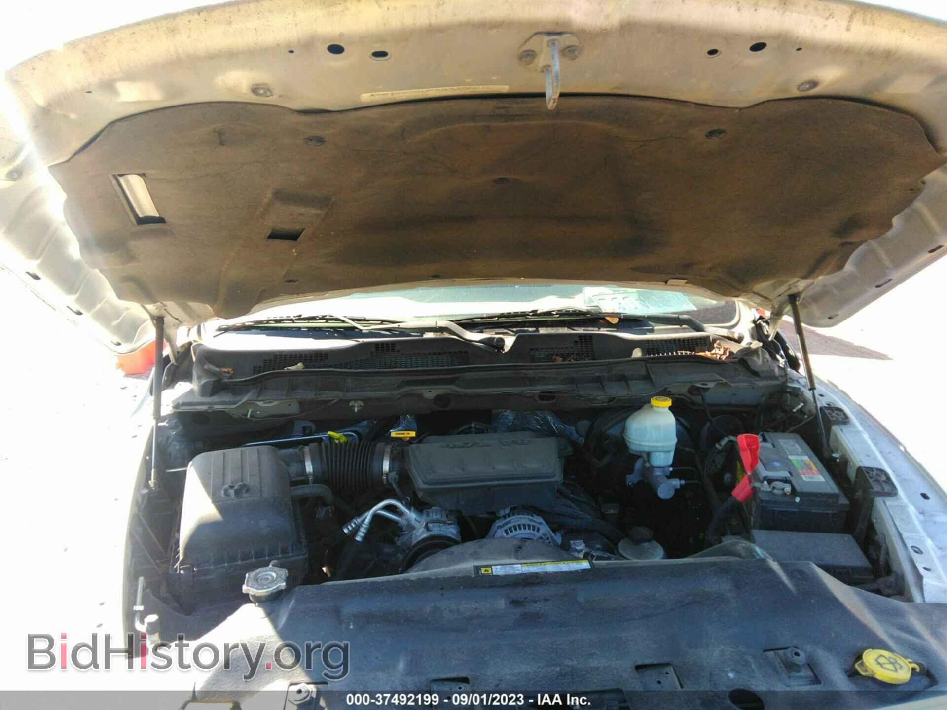 2011 RAM 1500 - VIN: 1D7RB1GP2BS676828 - Фото 10