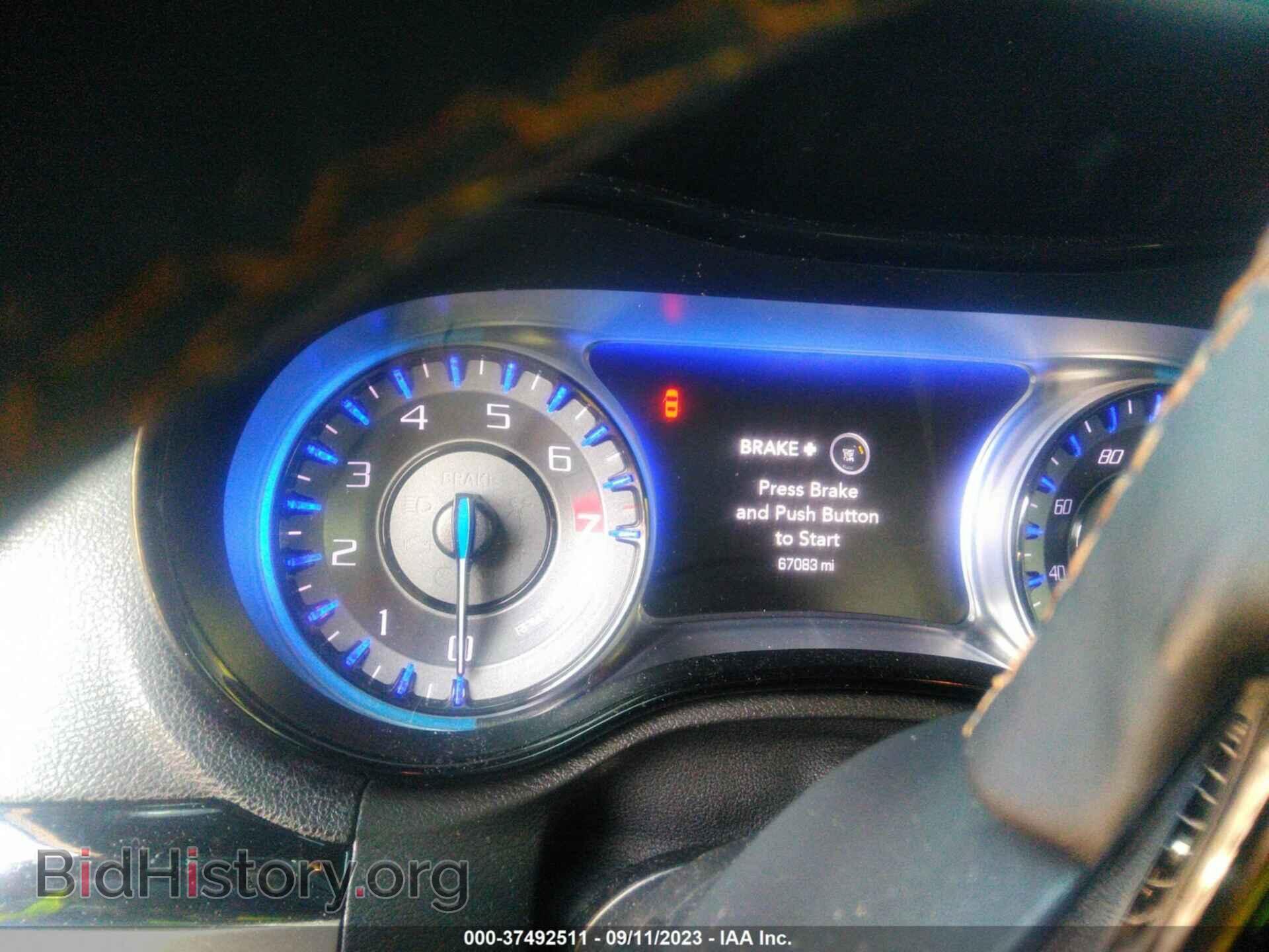 2016 CHRYSLER 300 - VIN: 2C3CCAGG2GH262030 - Фото 7