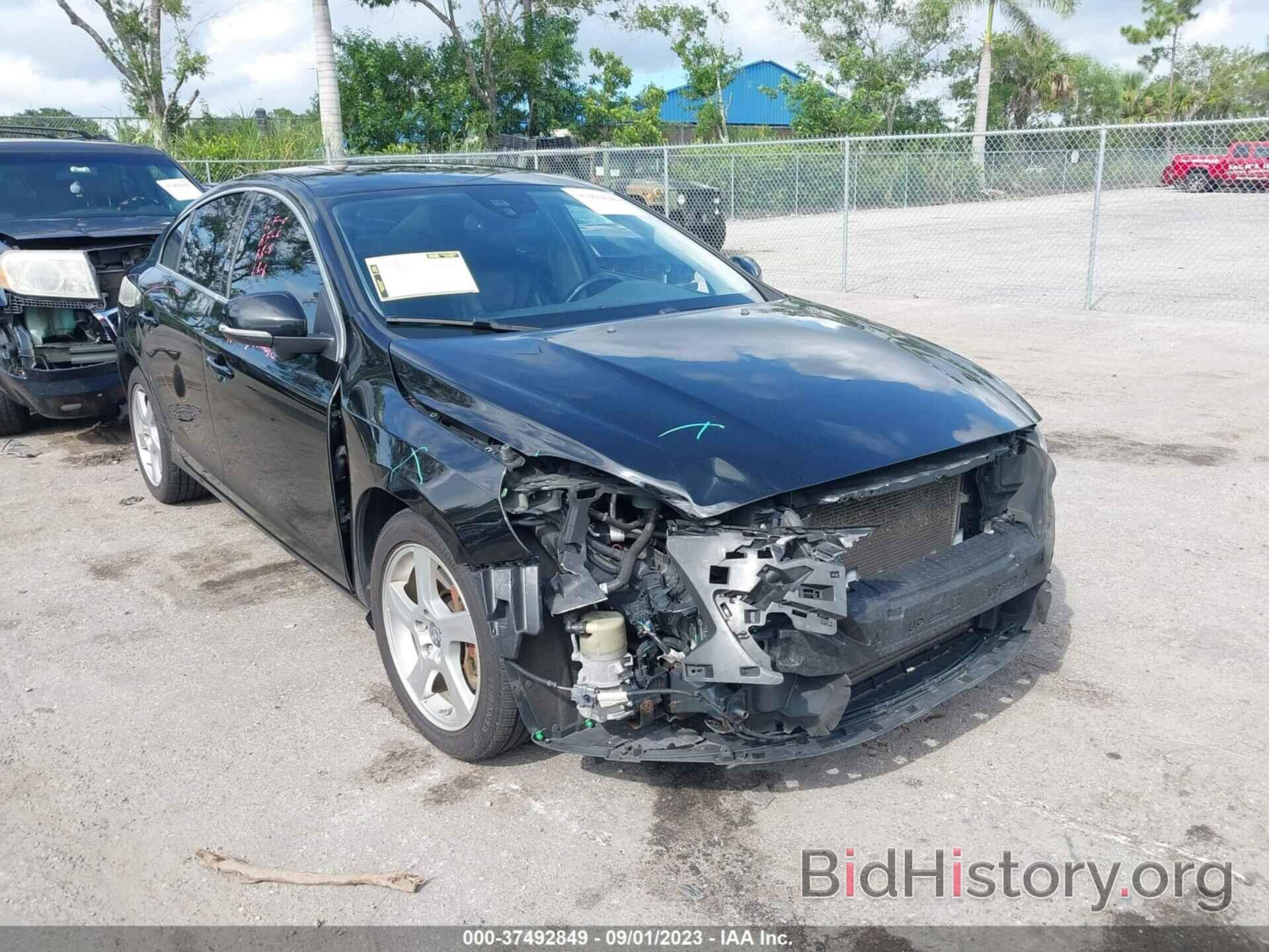 Photo YV1612FH1D2195773 - VOLVO S60 2013