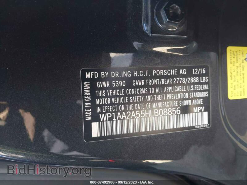 2017 Porsche MACAN (VIN WP1AA2A55HLB08856) — photo 9 of 16