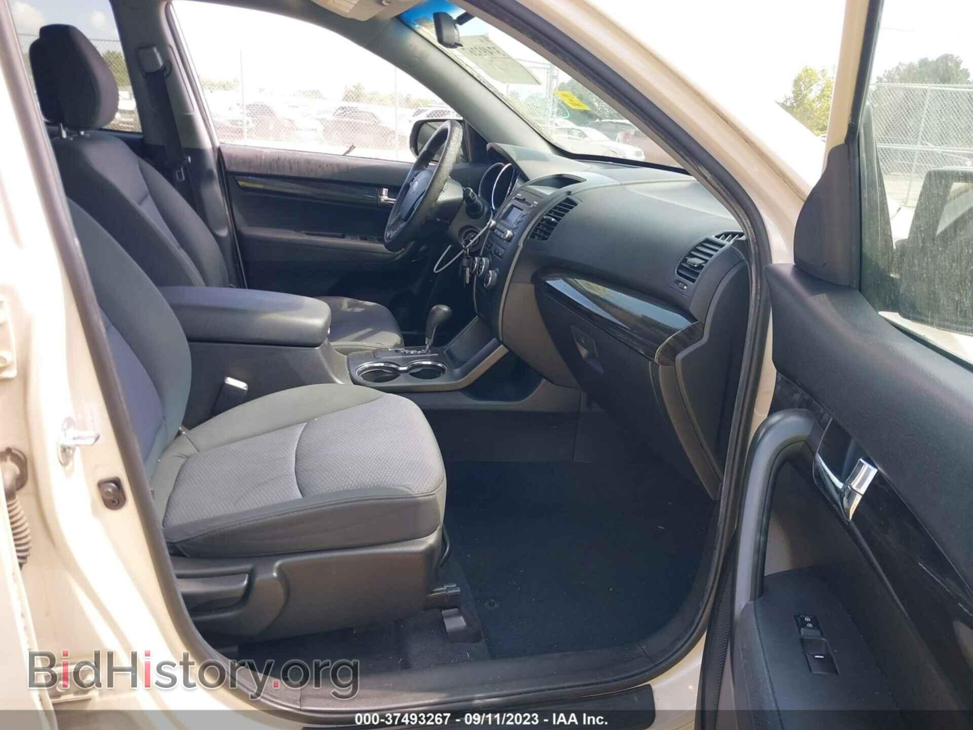 2012 KIA SORENTO - VIN: 5XYKT3A17CG204513 - Фото 5