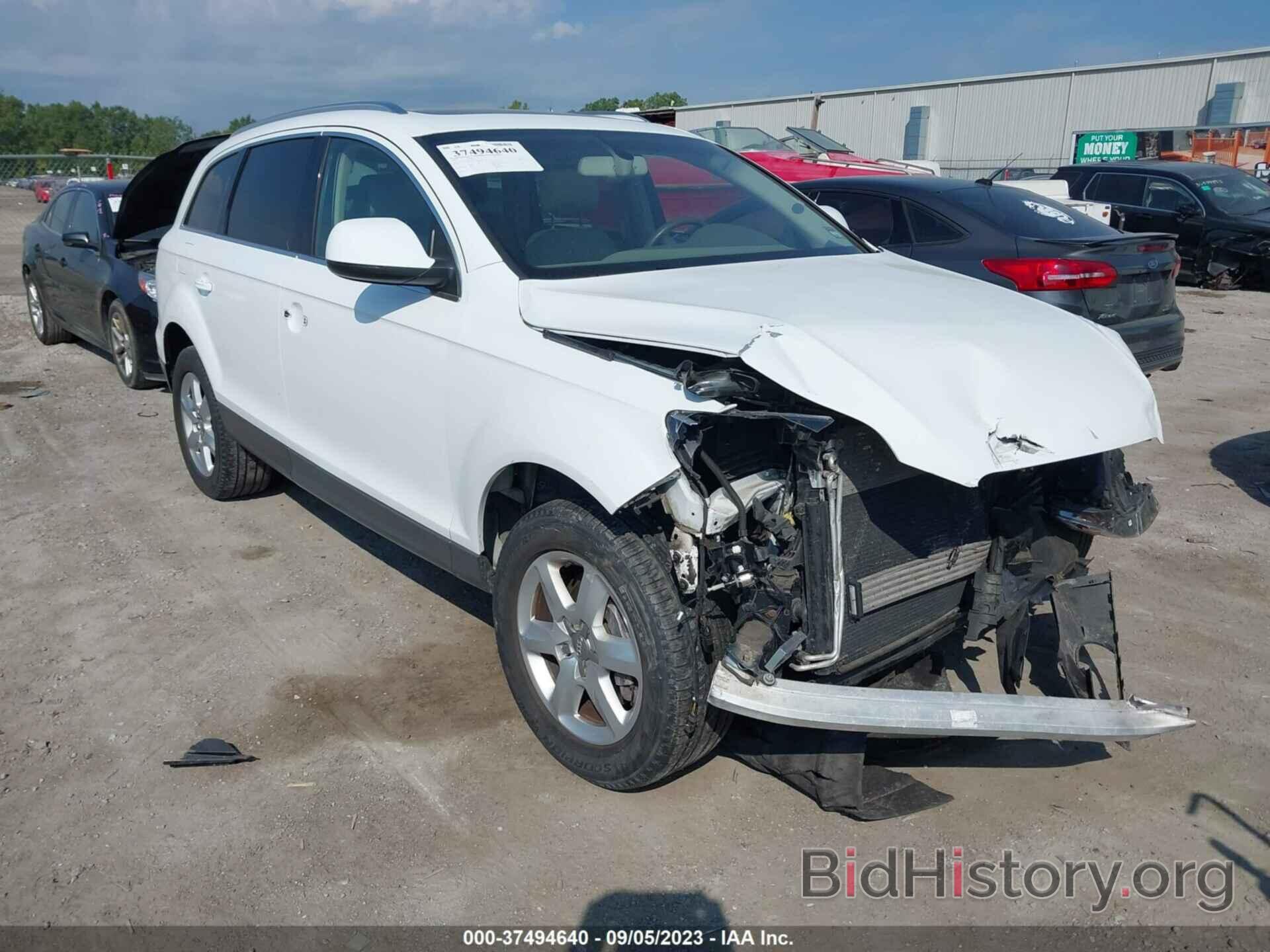 Photo WA1LYAFE7AD006963 - AUDI Q7 2010