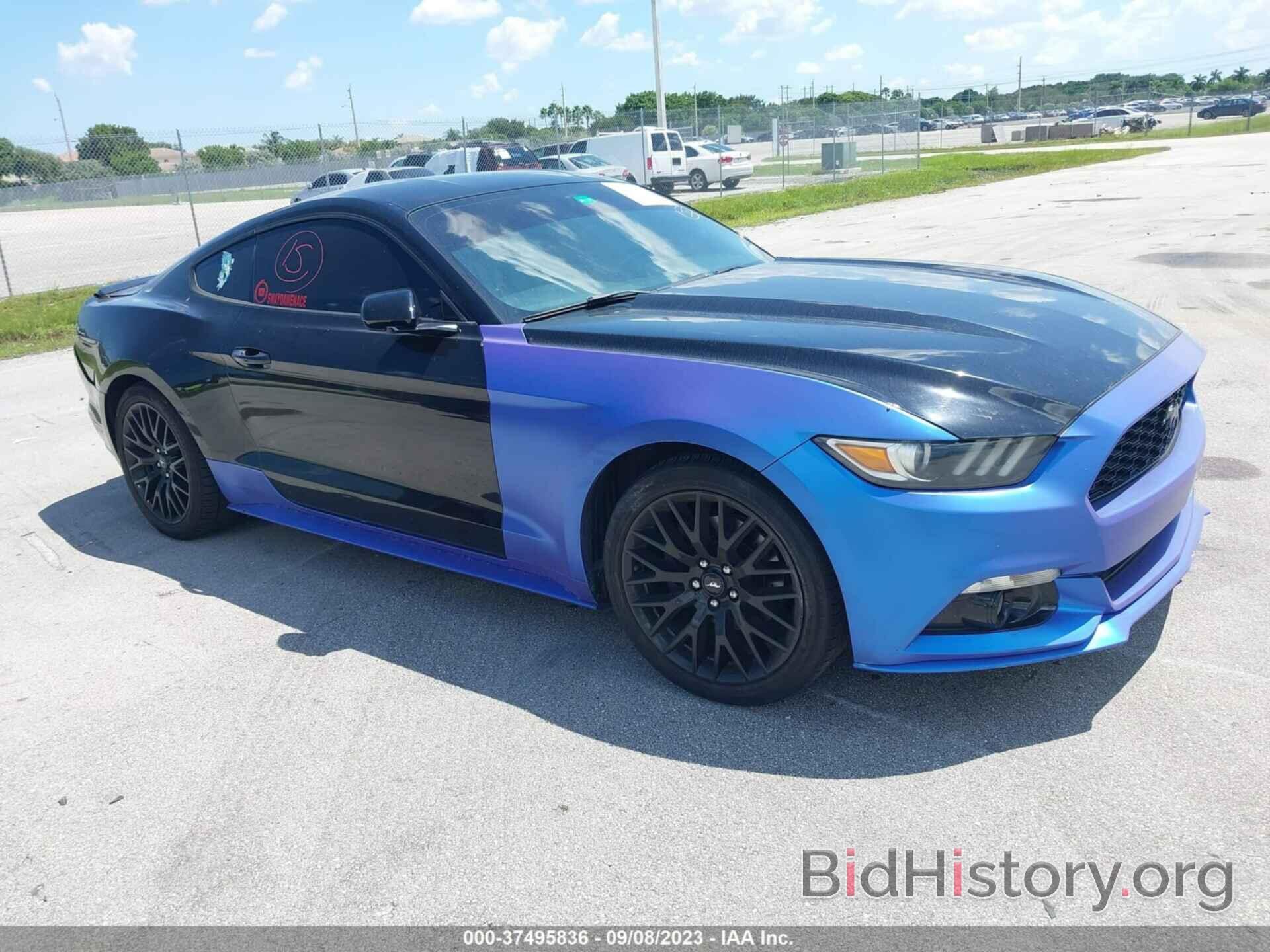 Photo 1FA6P8AM9F5324717 - FORD MUSTANG 2015