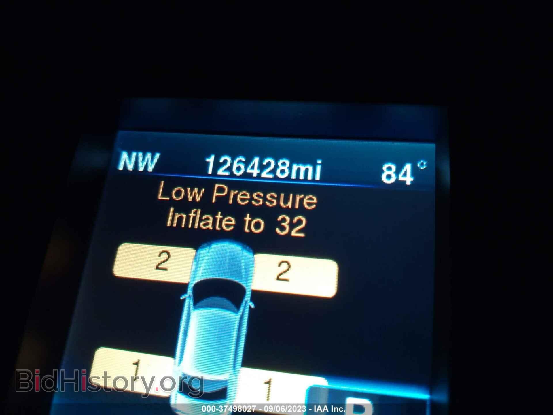 2014 CHRYSLER 300 - VIN: 2C3CCARG2EH273751 - Фото 12