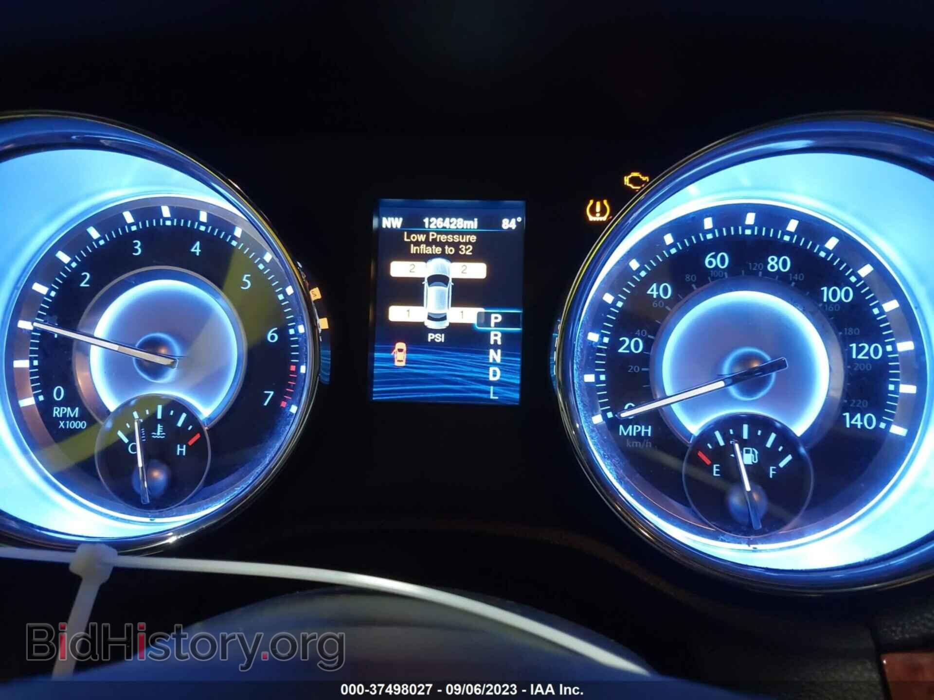 2014 CHRYSLER 300 - VIN: 2C3CCARG2EH273751 - Фото 7
