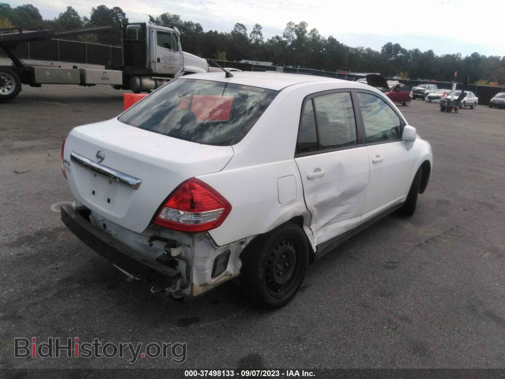 2011 NISSAN VERSA - VIN: 3N1BC1AP1BL469253 - Фото 4