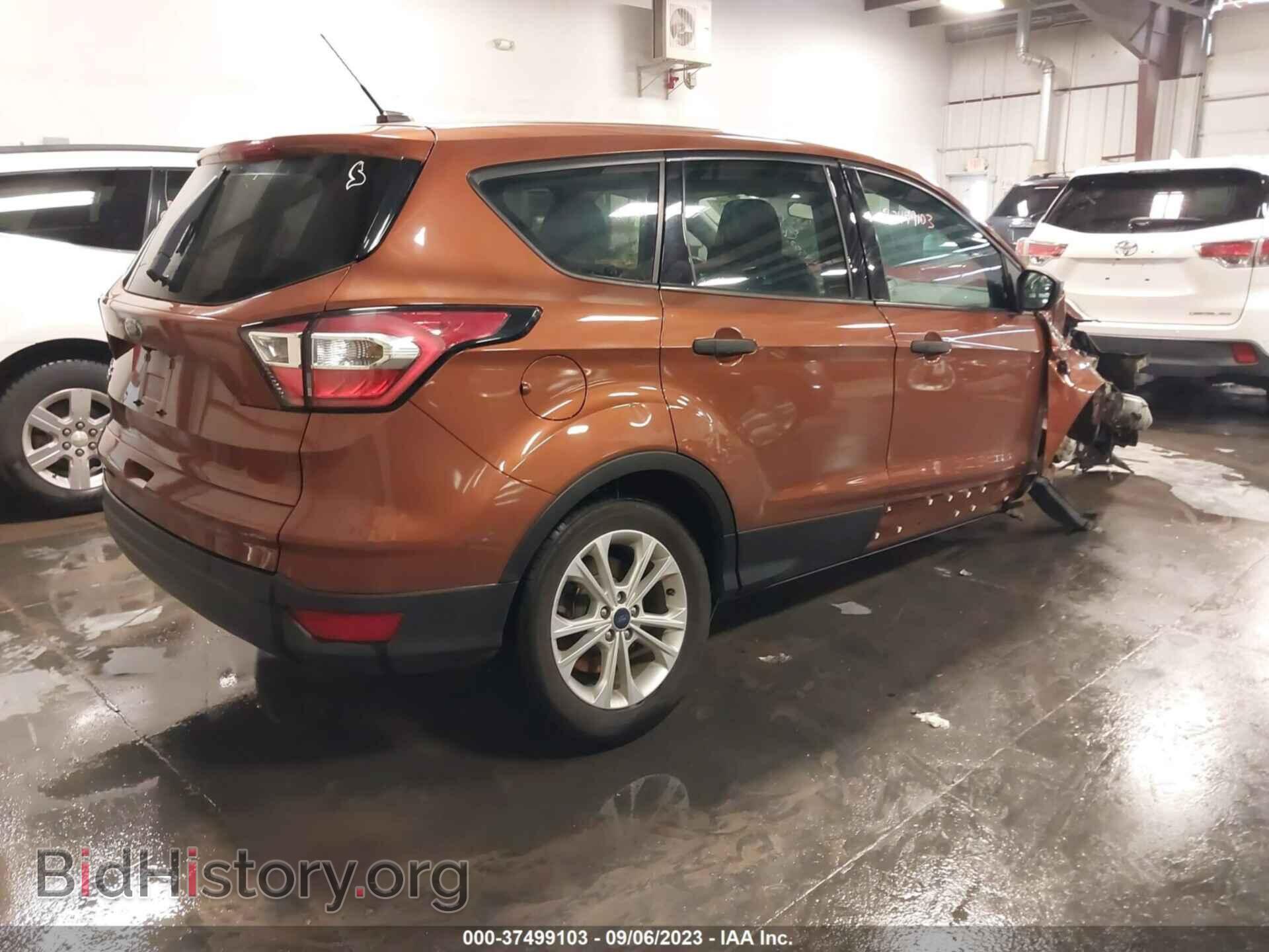 2017 FORD ESCAPE - VIN: 1FMCU0F71HUC25596 - Фото 4