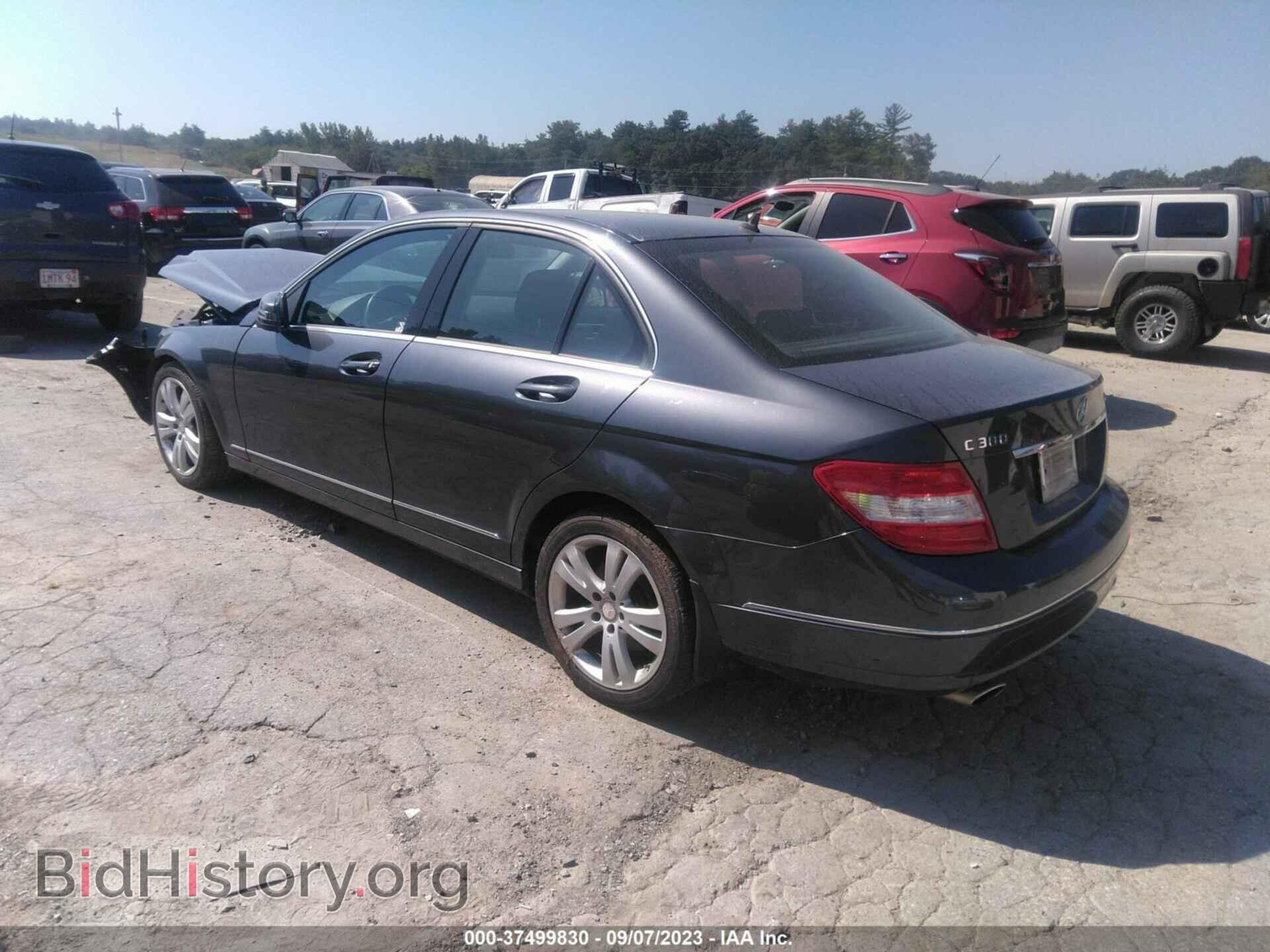 2011 MERCEDES-BENZ C-CLASS - VIN: WDDGF8BBXBF641463 - Фото 3