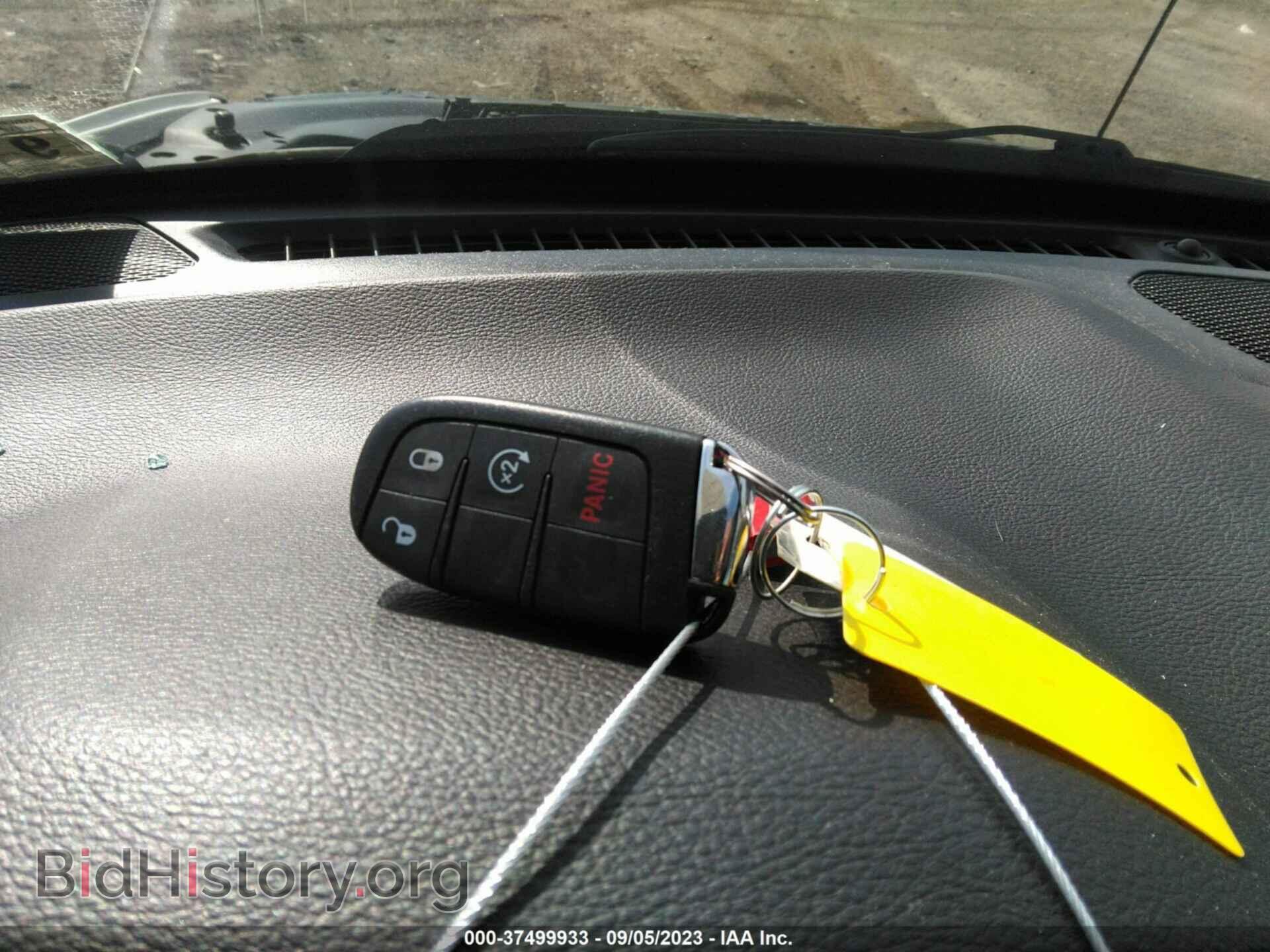 2018 JEEP COMPASS - VIN: 3C4NJDBB0JT402386 - Photo 11